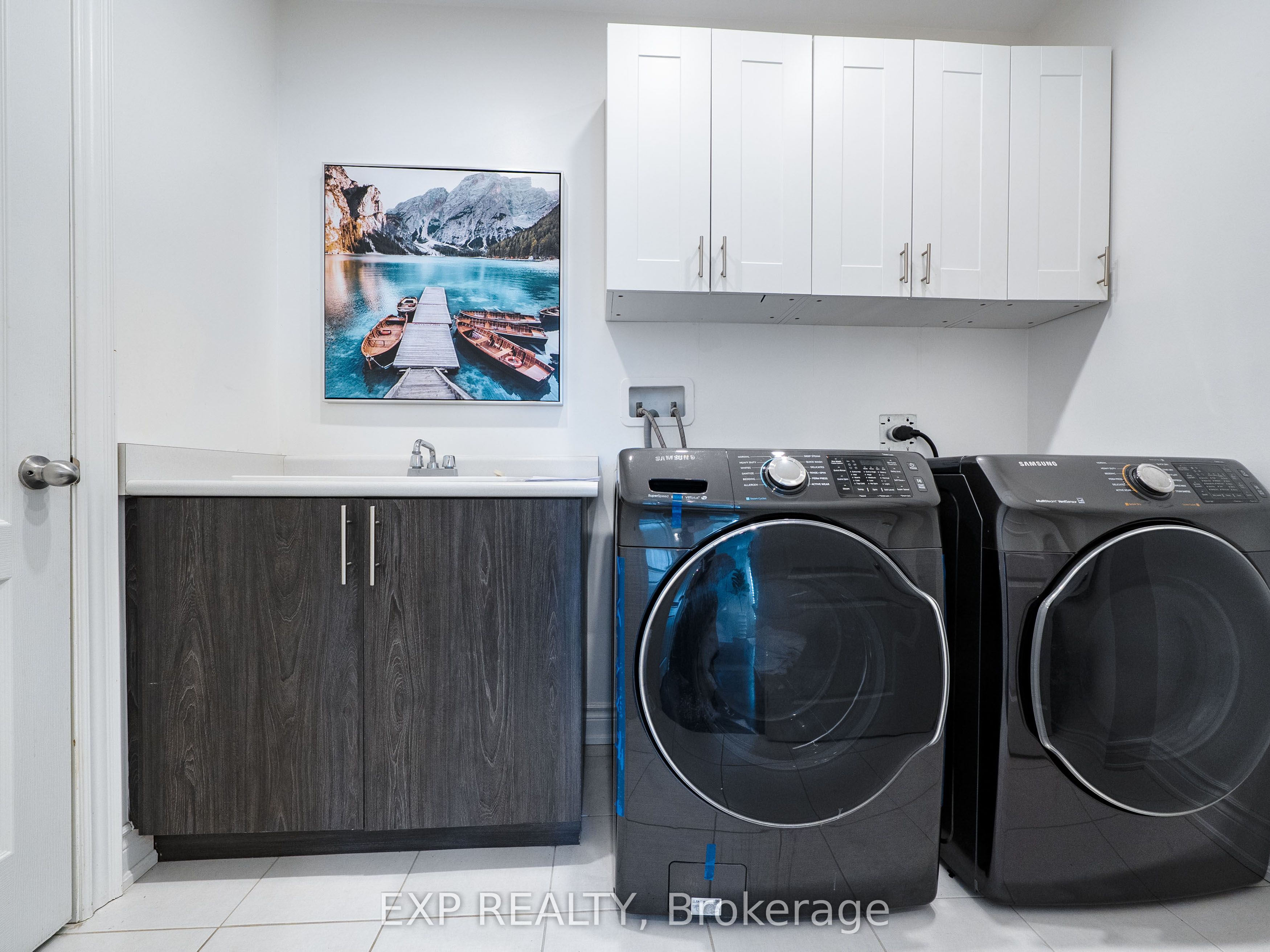 2 Tesla Crescent Property Photo 22