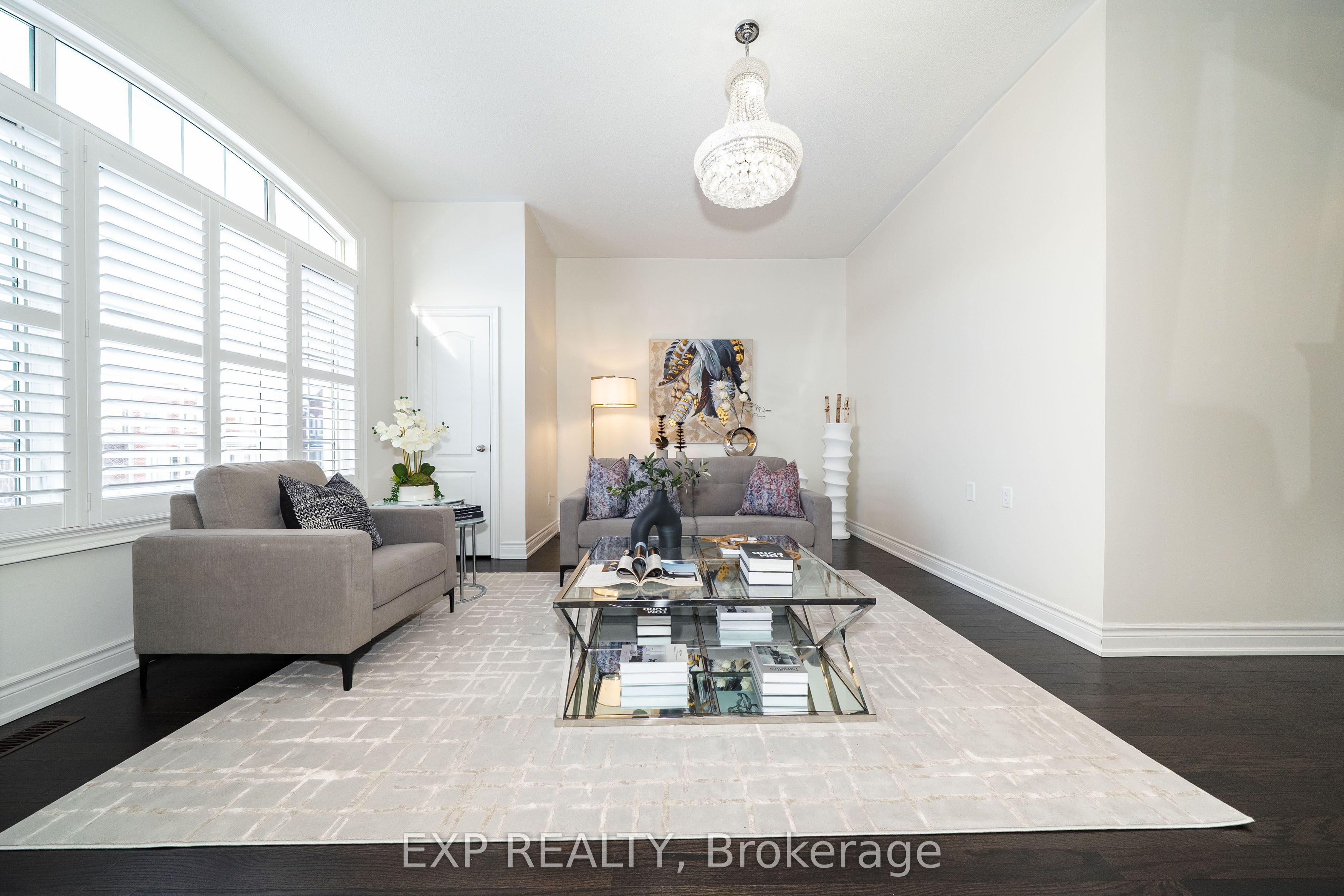 2 Tesla Crescent Property Photo 24