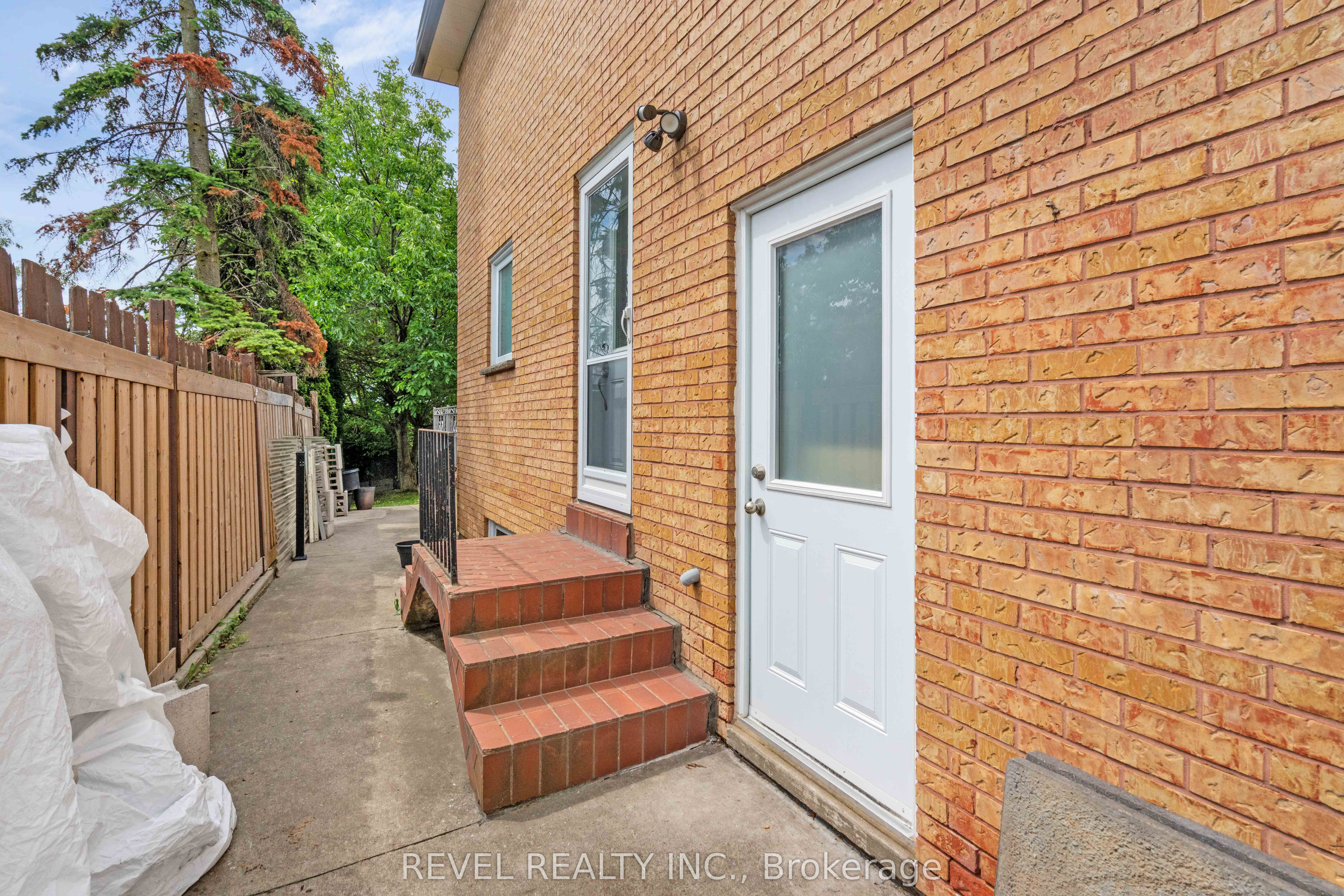 79 Arran Crescent Property Photo 31
