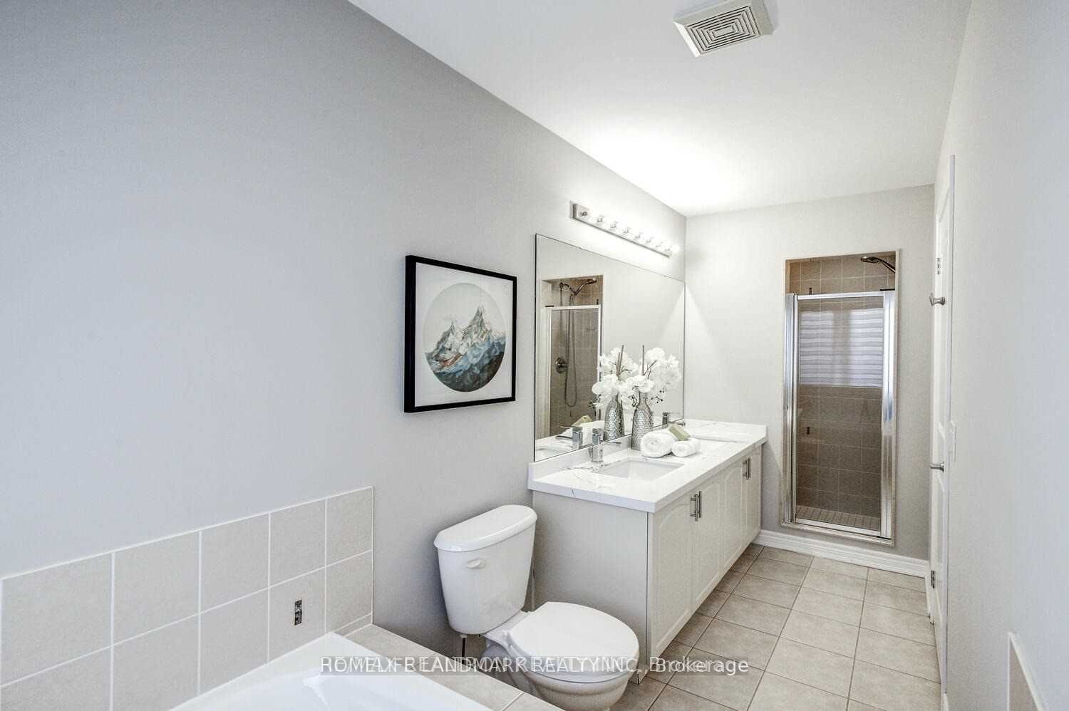 404 Lady Nadia Drive E Property Photo 16
