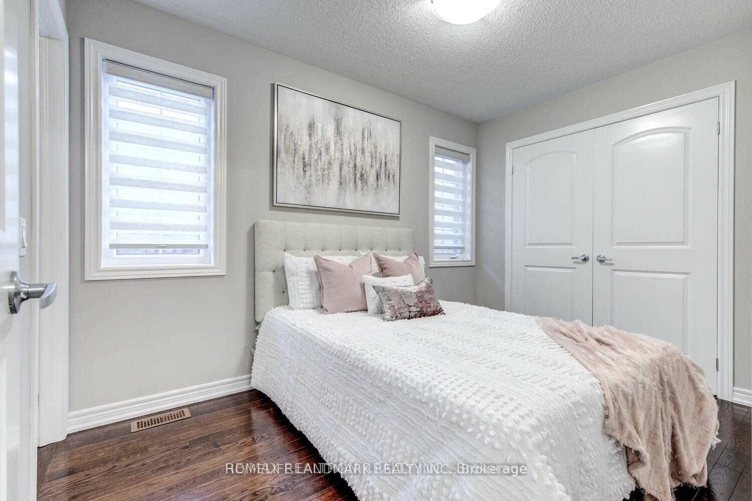 404 Lady Nadia Drive E Property Photo 18