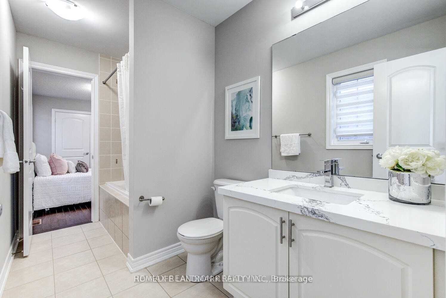 404 Lady Nadia Drive E Property Photo 19