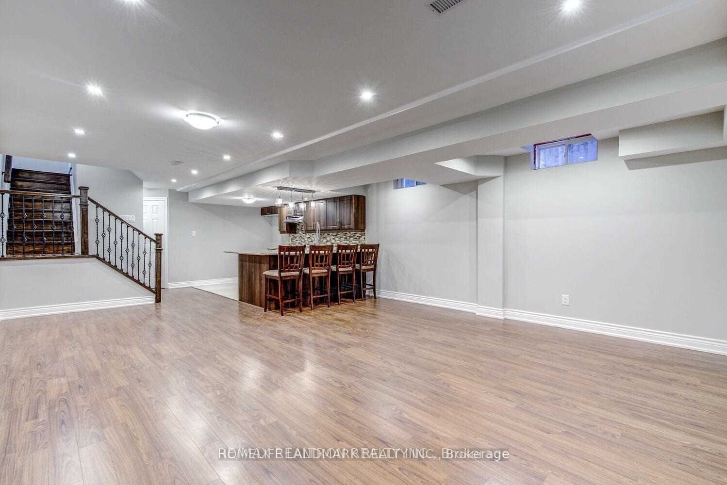 404 Lady Nadia Drive E Property Photo 24