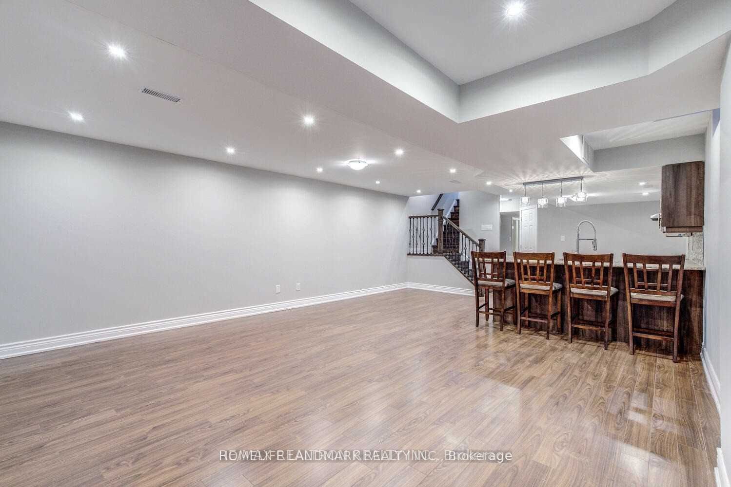 404 Lady Nadia Drive E Property Photo 25