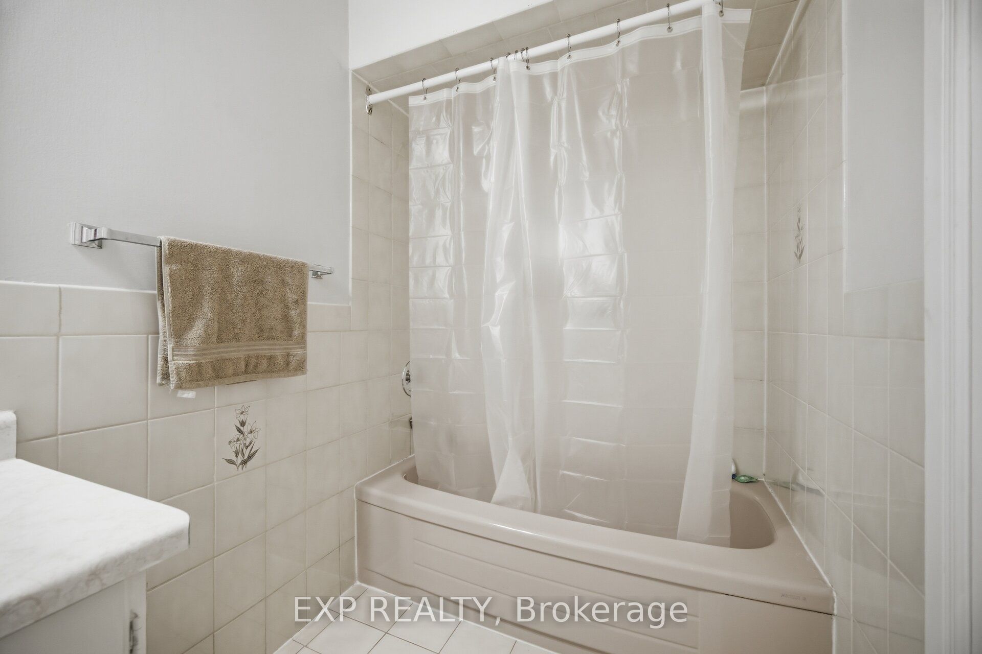 70 Embassy Drive Property Photo 32