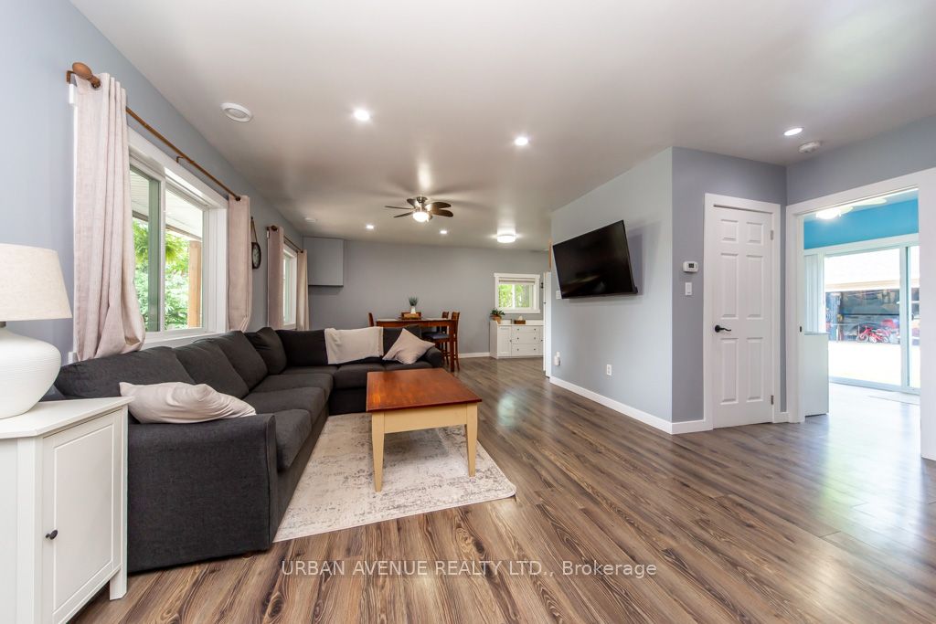 23505 Lakeridge Road Property Photo 5