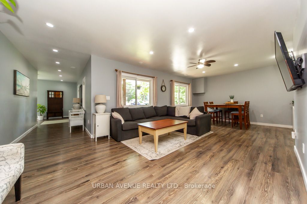 23505 Lakeridge Road Property Photo 6