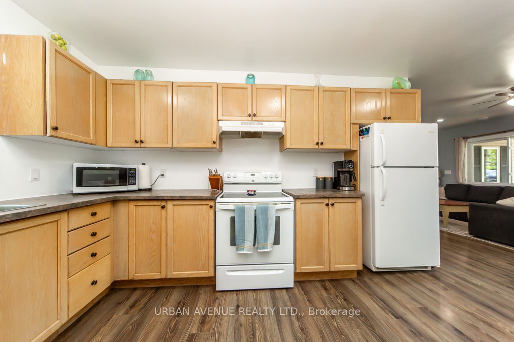 23505 Lakeridge Road Property Photo 11