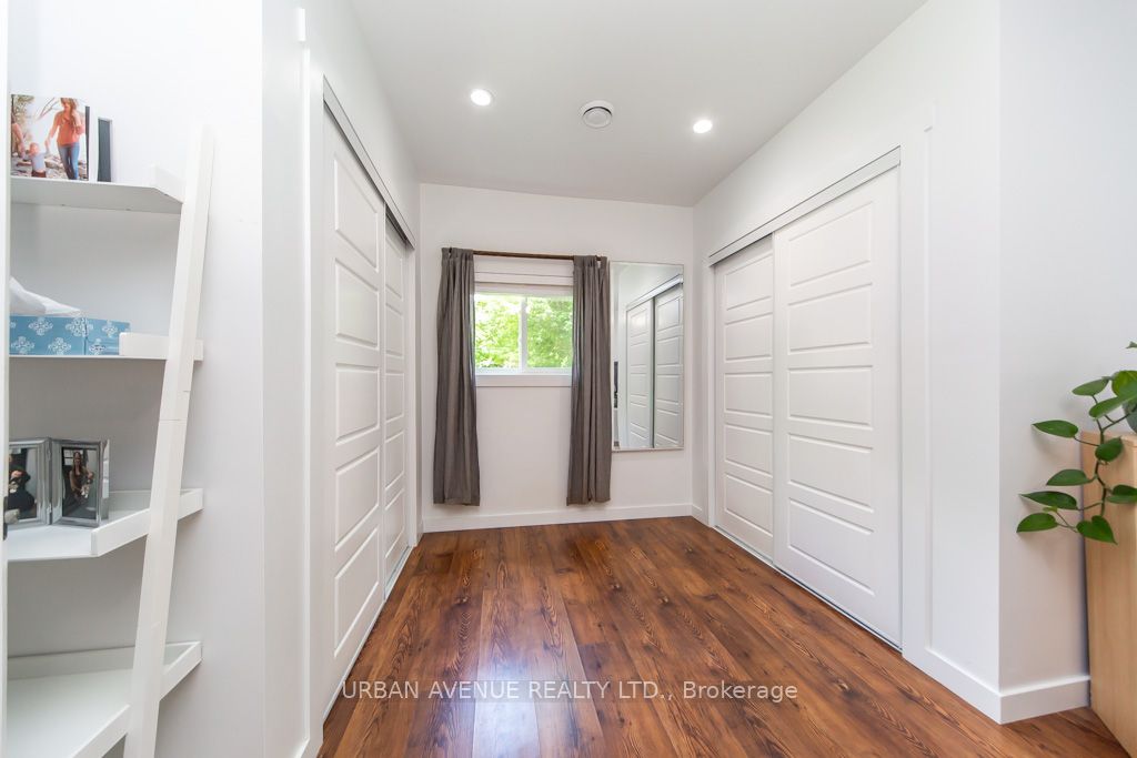 23505 Lakeridge Road Property Photo 15