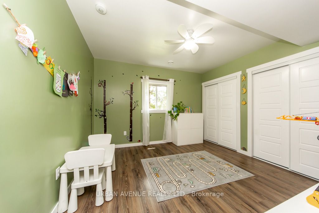 23505 Lakeridge Road Property Photo 16