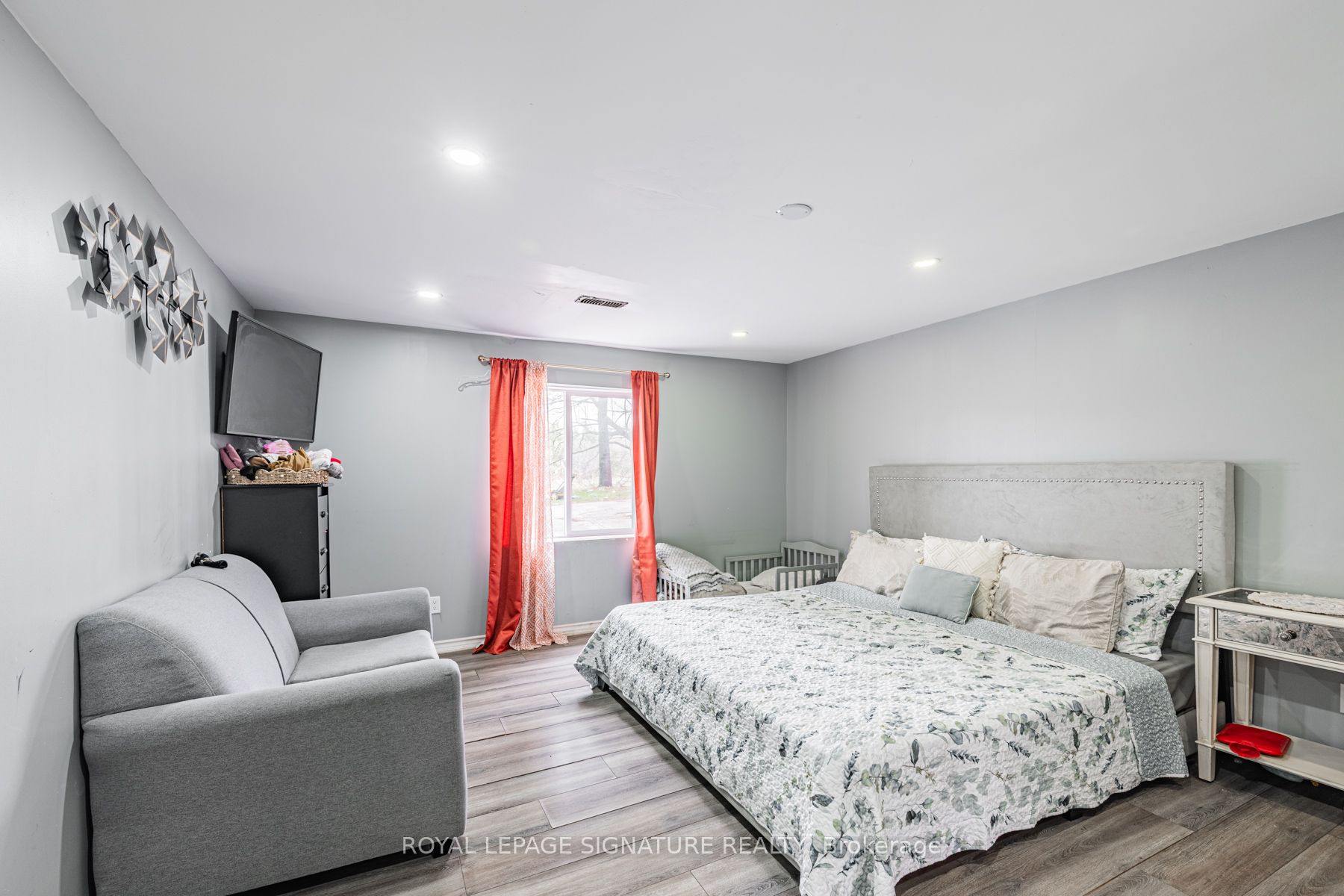 50 Collard Drive Property Photo 13