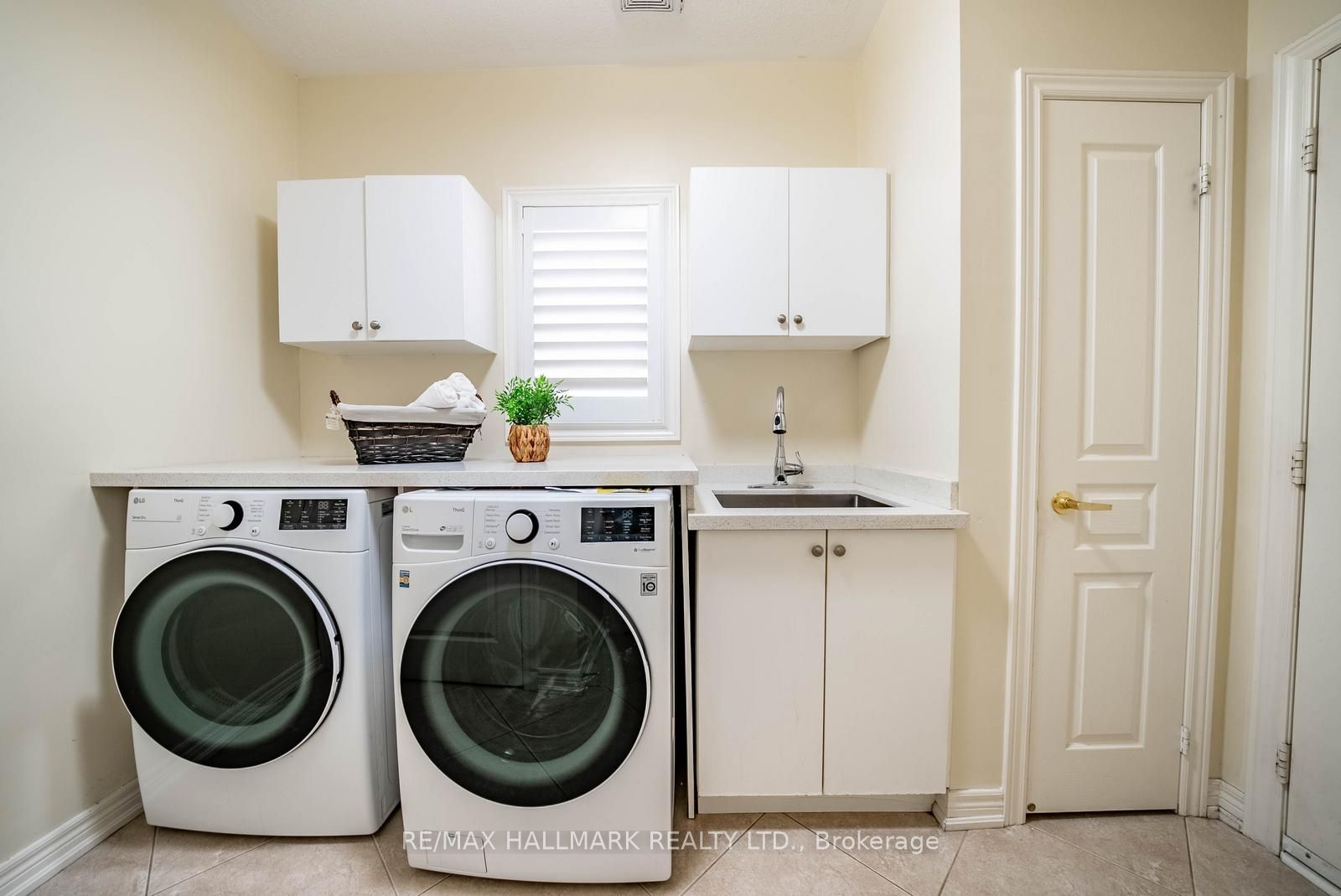 135 Glad Park Avenue Property Photo 19