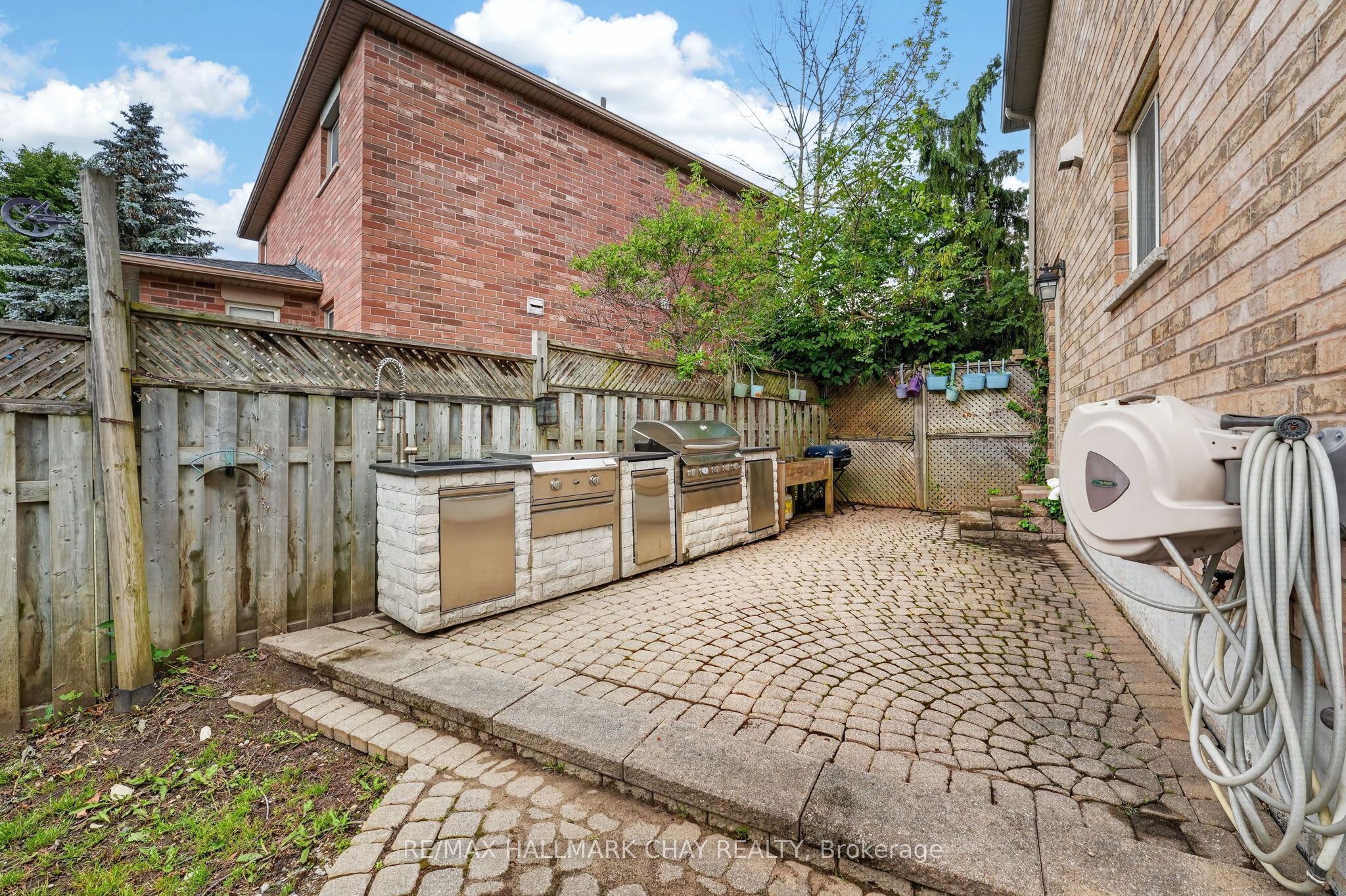 19 Smith Street Property Photo 9