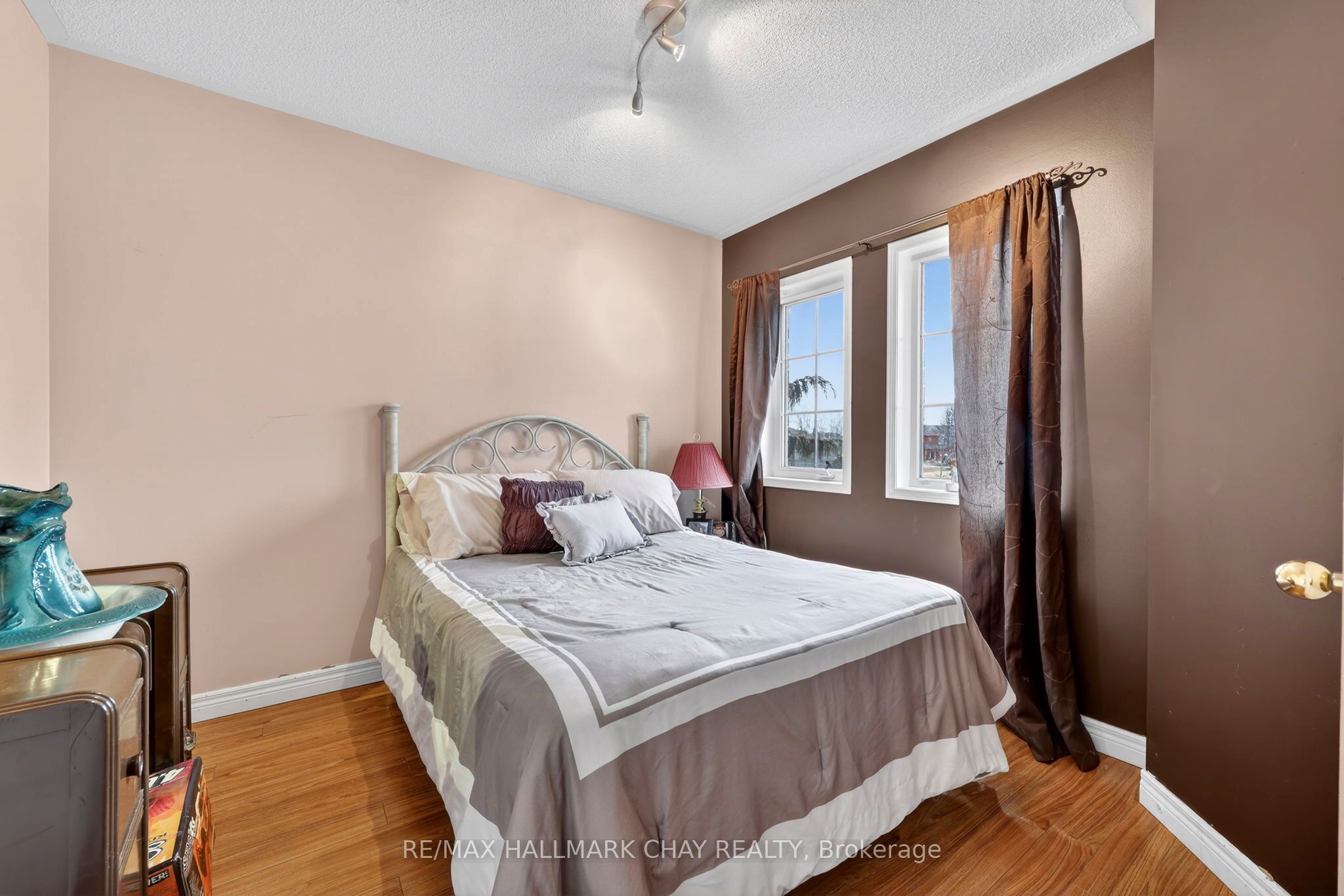 19 Smith Street Property Photo 33
