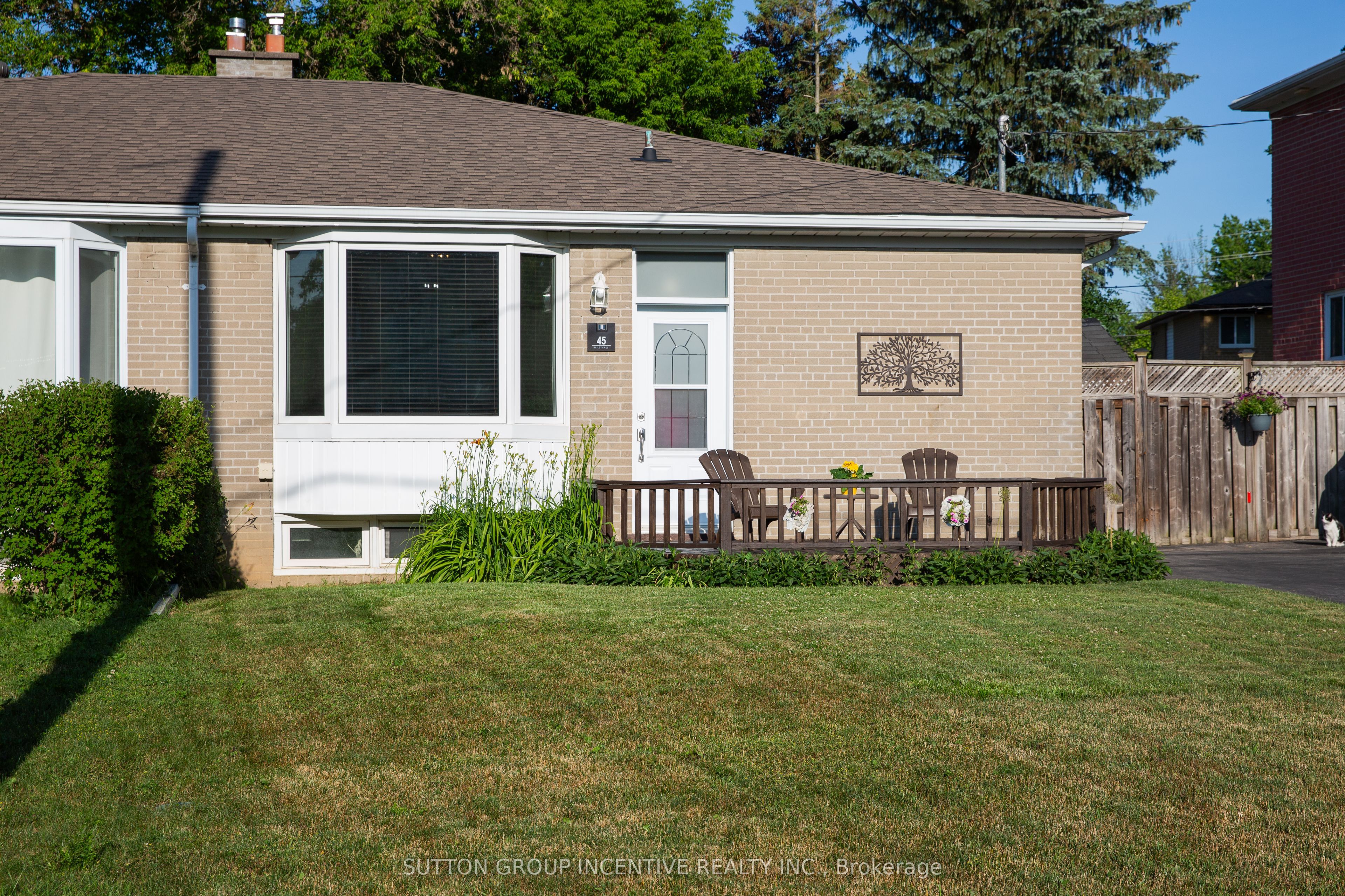 45 Bailey Crescent Property Photo 1