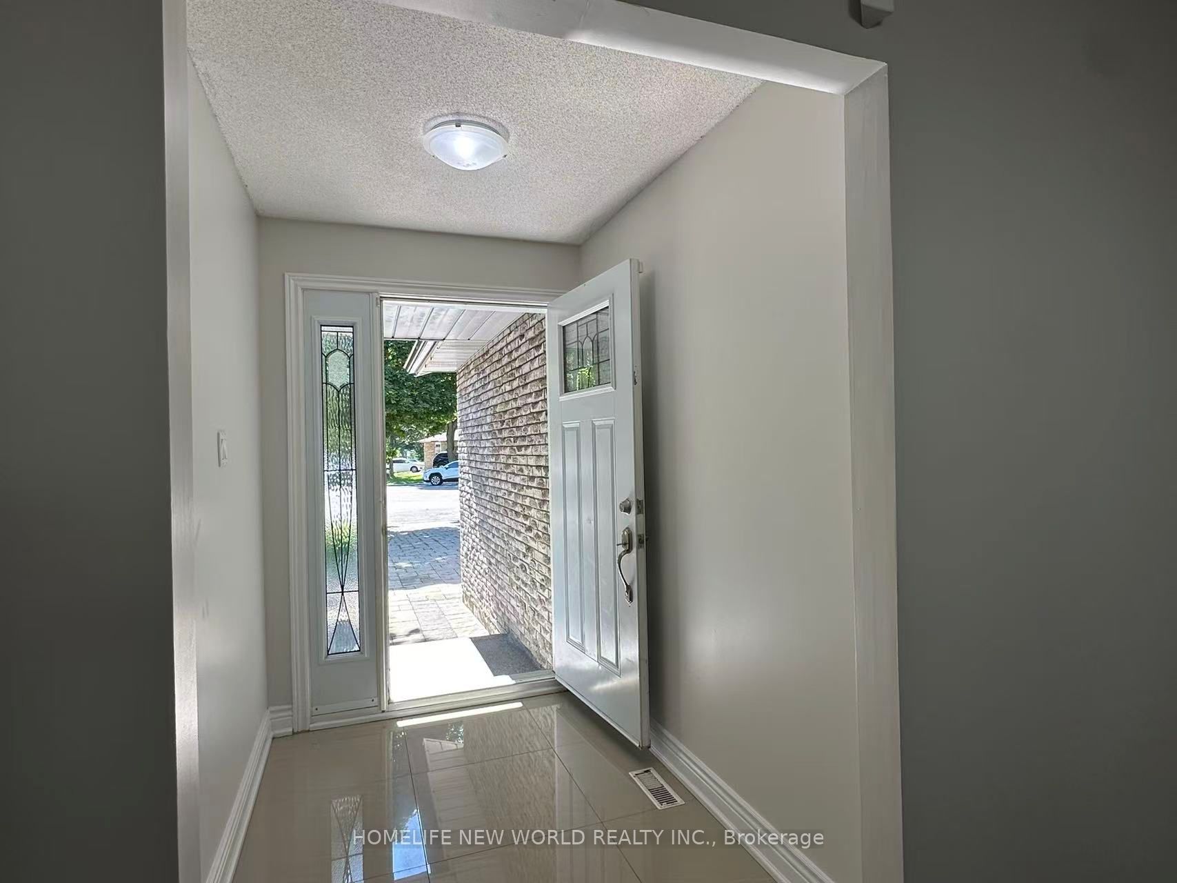 10 Epping Court Property Photo 3