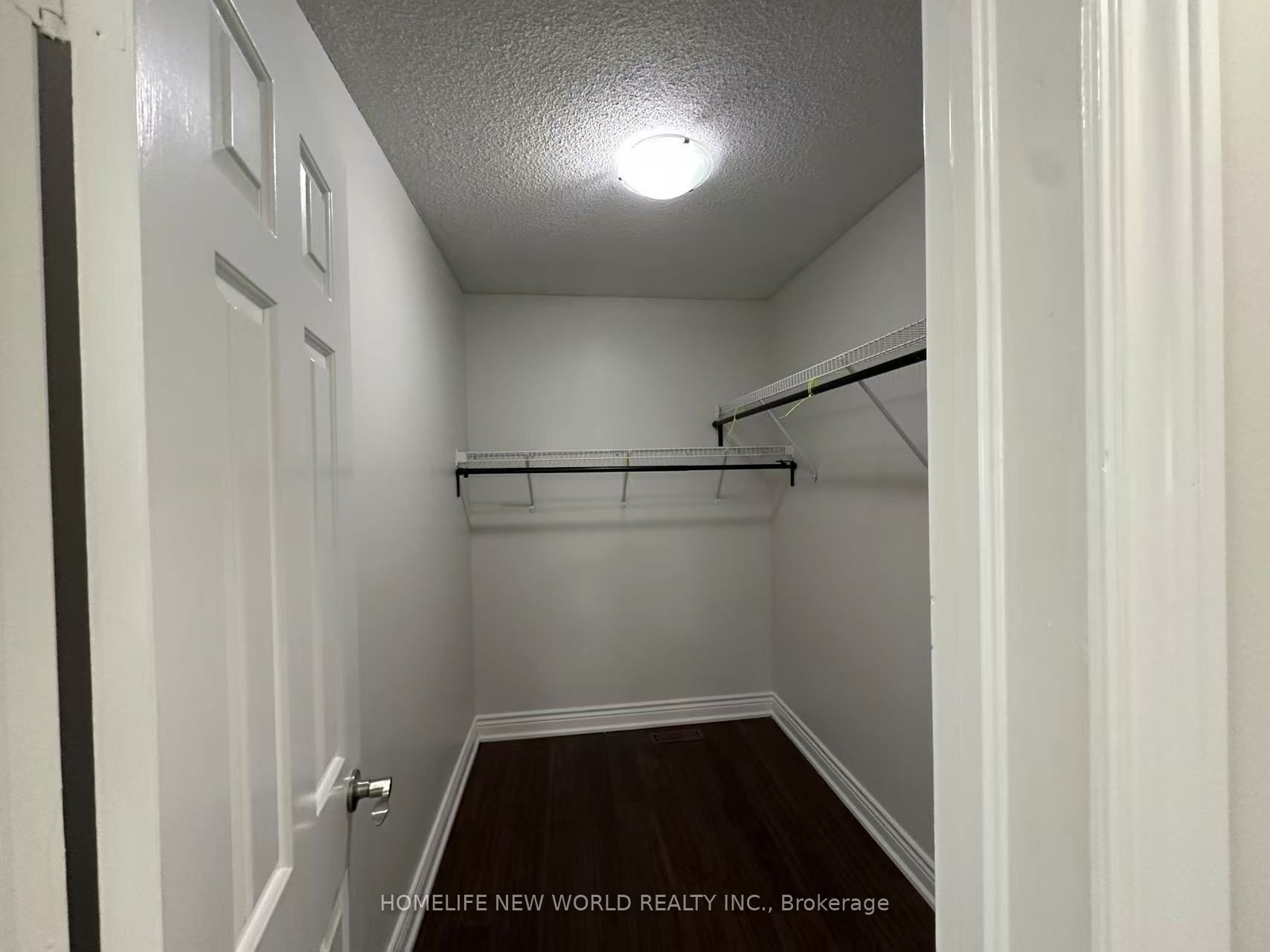 10 Epping Court Property Photo 12