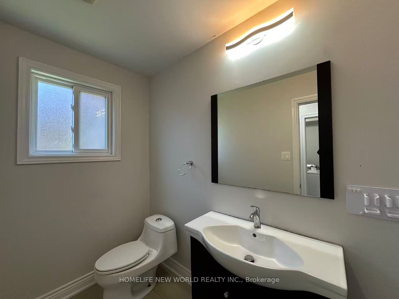 10 Epping Court Property Photo 14