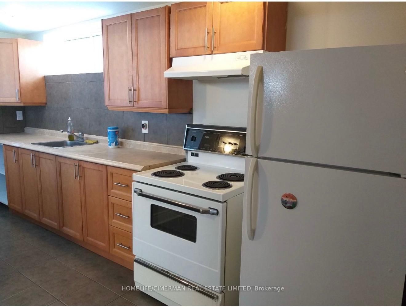 92 Bond Crescent Property Photo 12