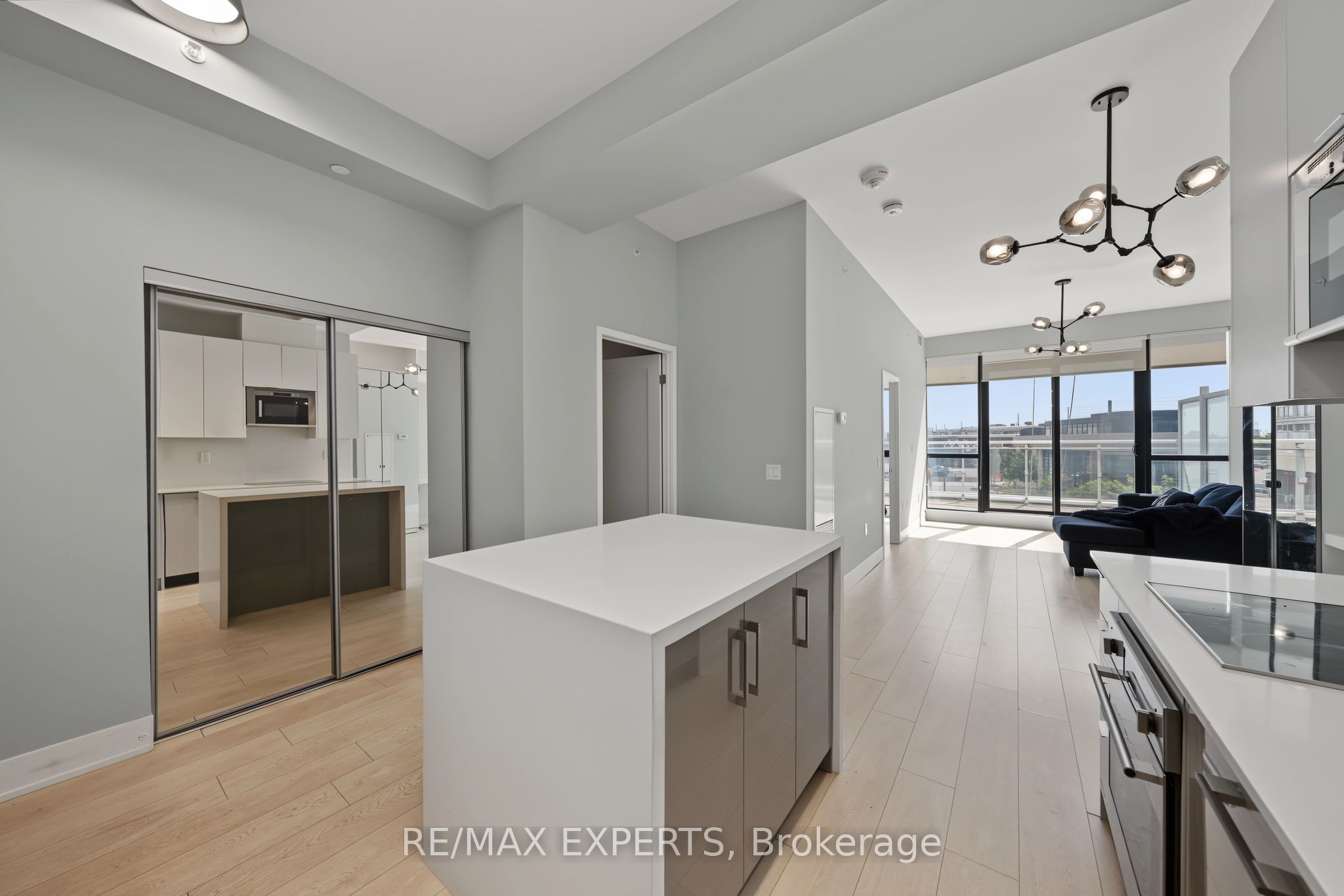 2916 Highway 7 201 Property Photo 11