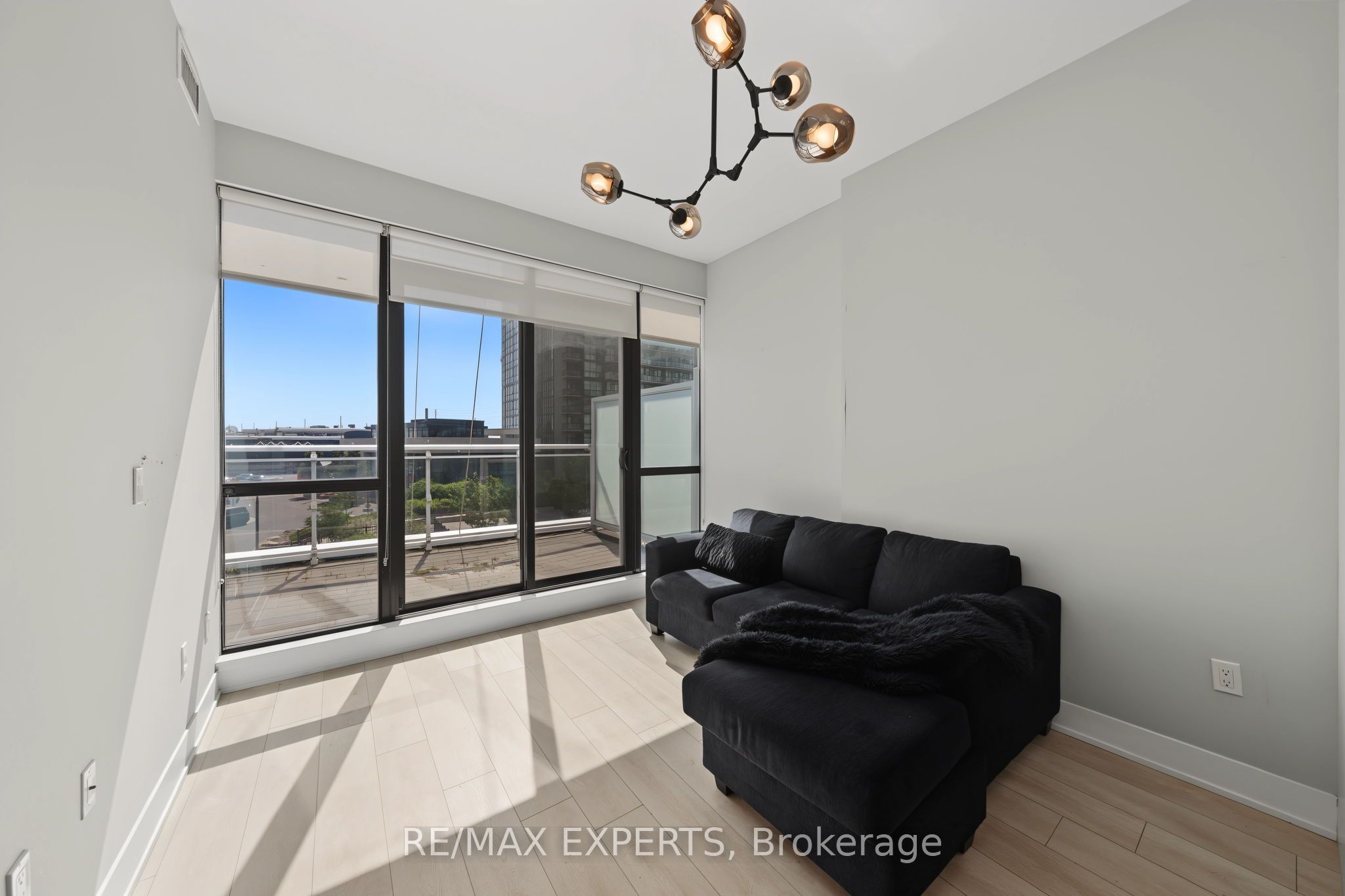 2916 Highway 7 201 Property Photo 14