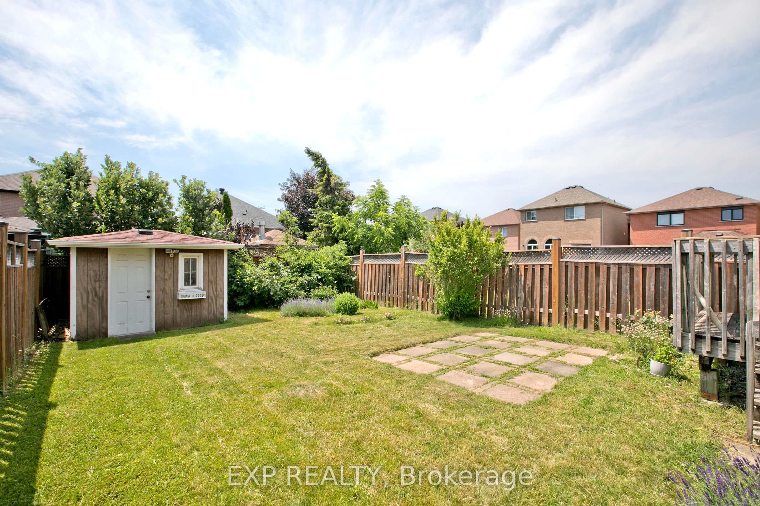 55 Sandway Crescent Property Photo 32