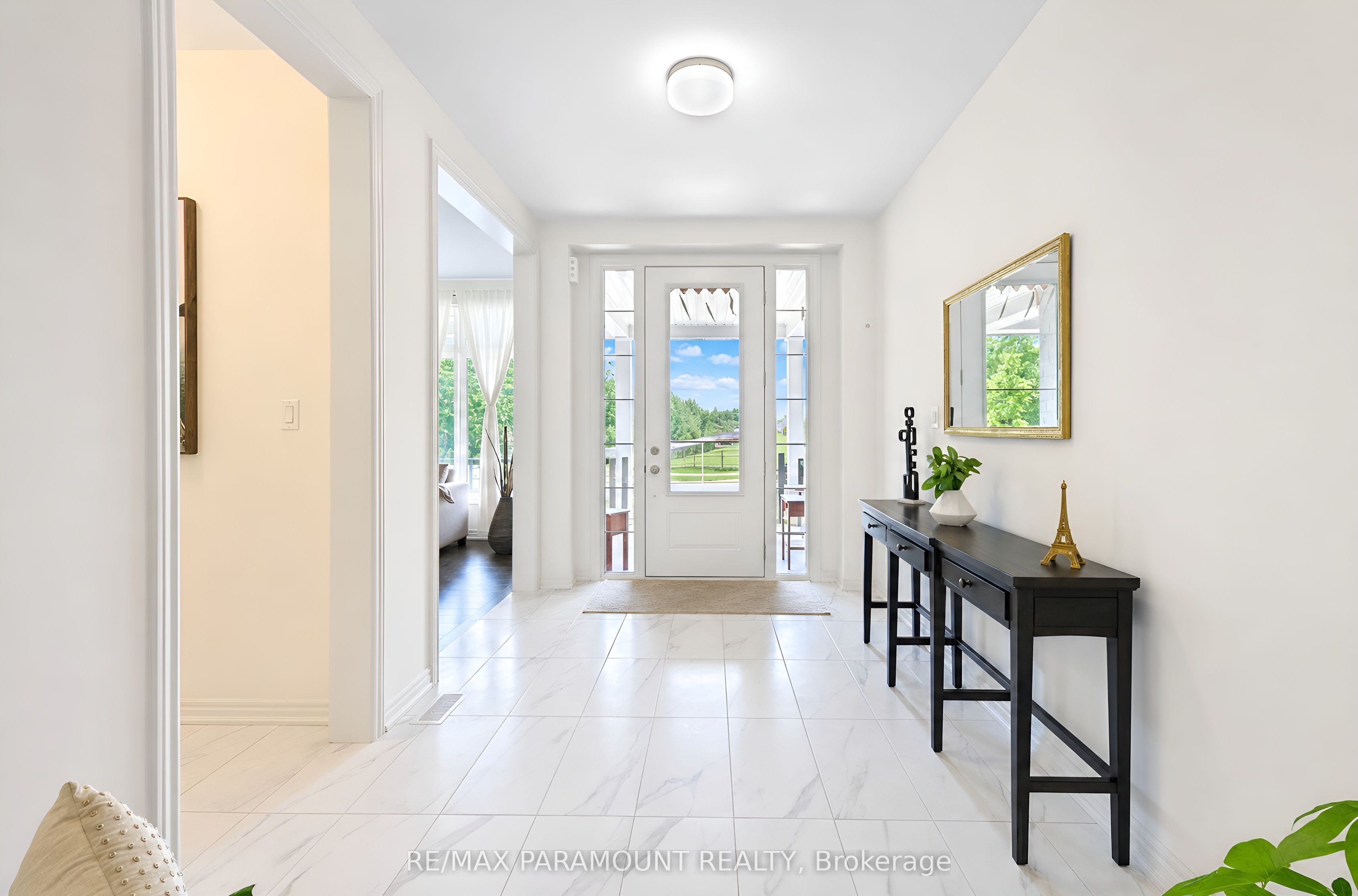 1 Sparrow Way Property Photo 4
