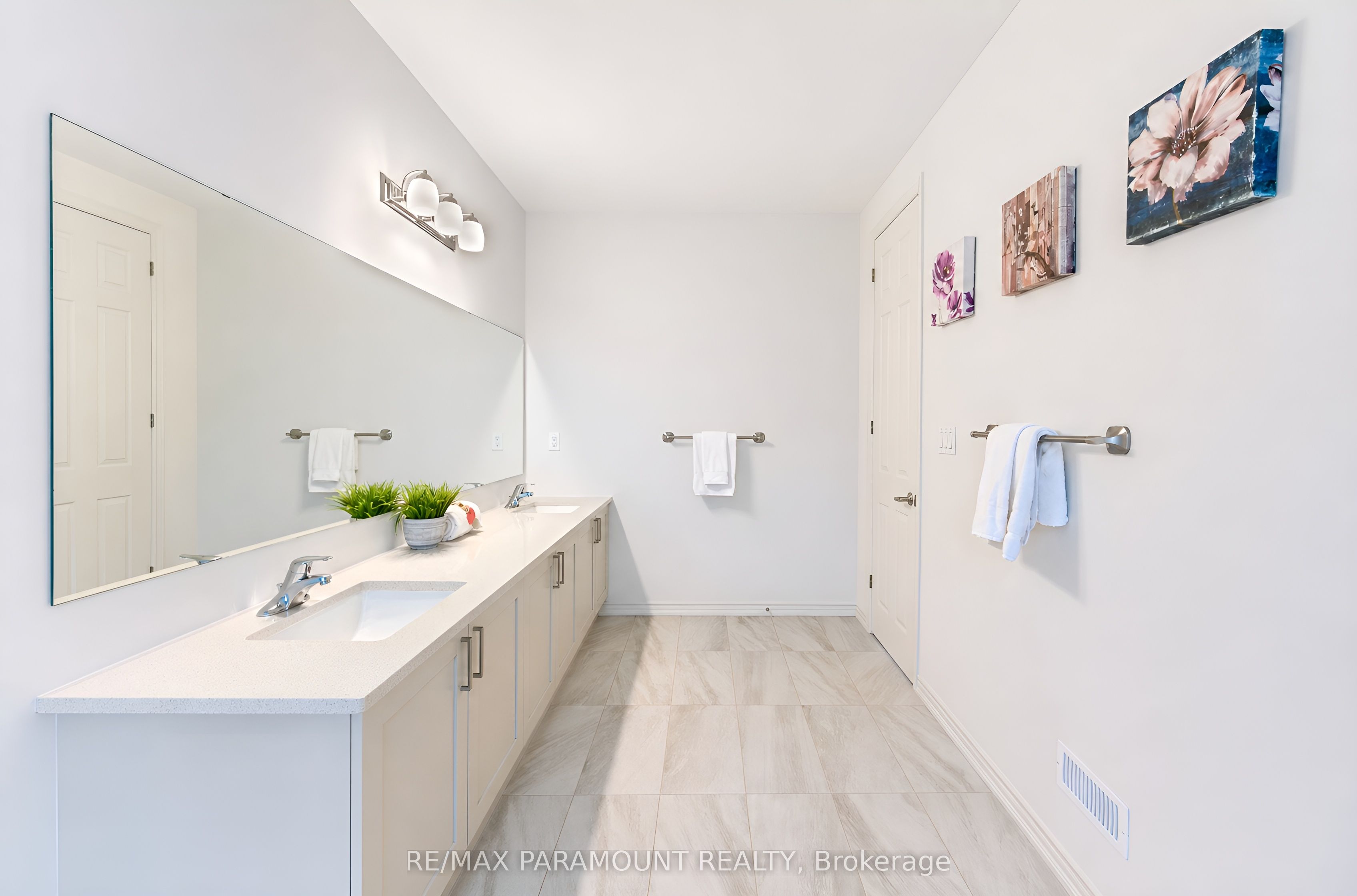 1 Sparrow Way Property Photo 32