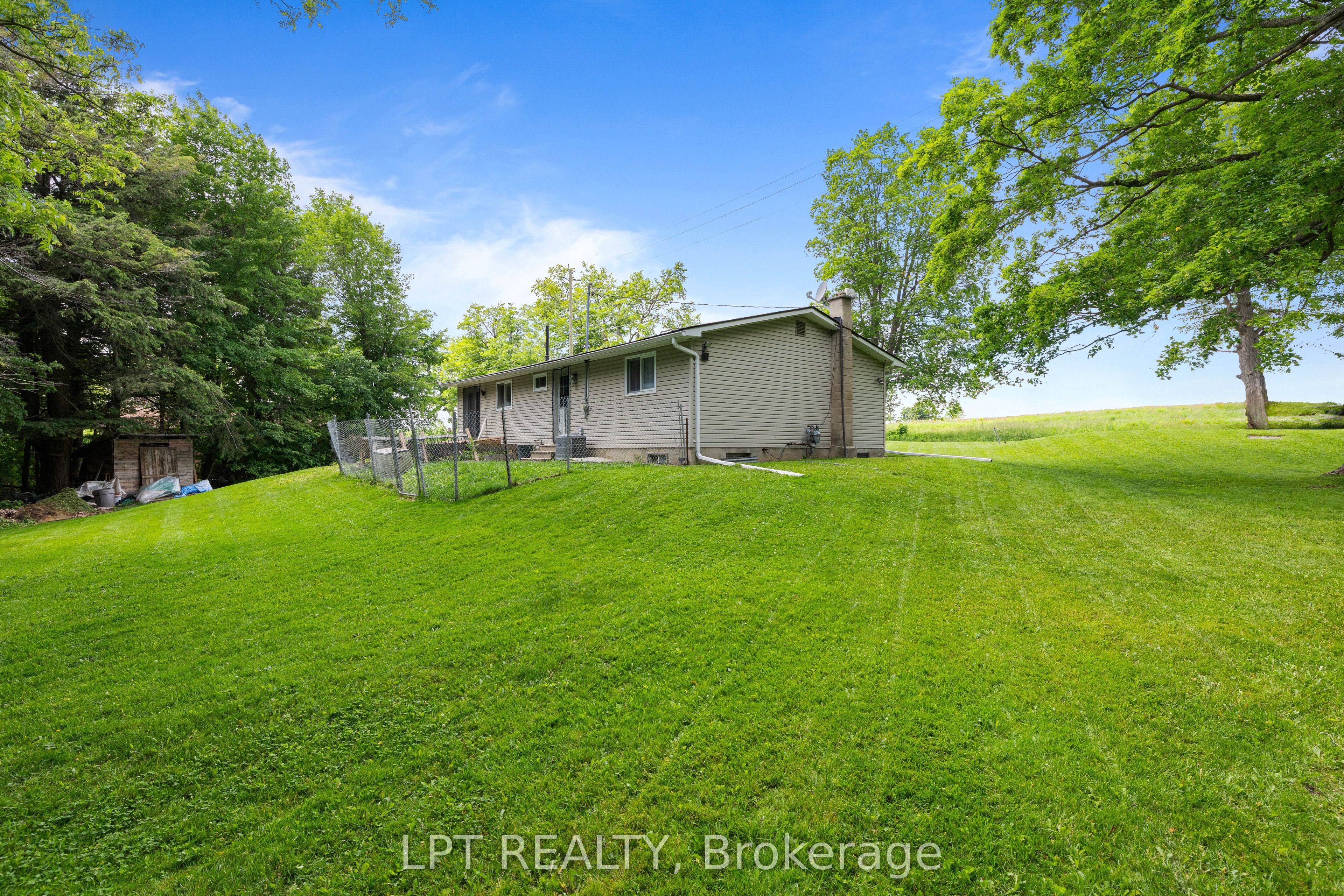2743 Lockhart Road Property Photo 25