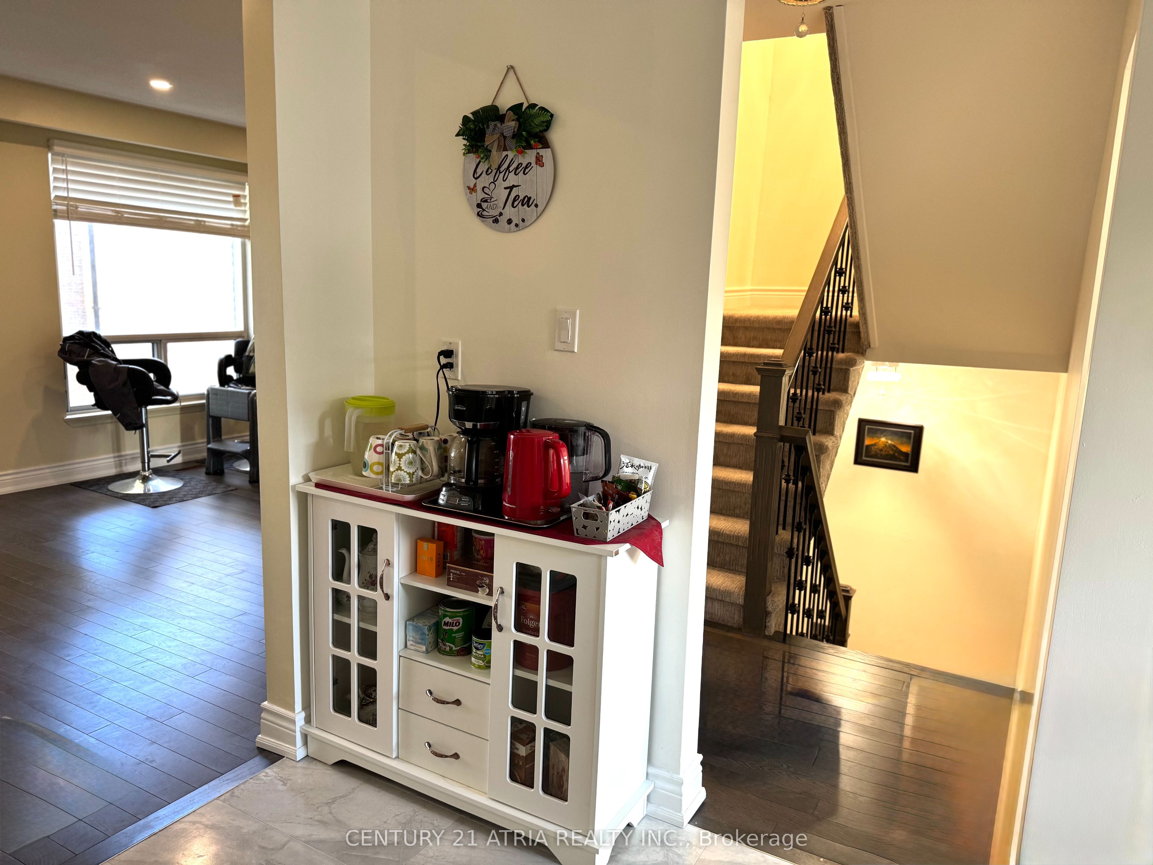 38 Henderson Drive Property Photo 6