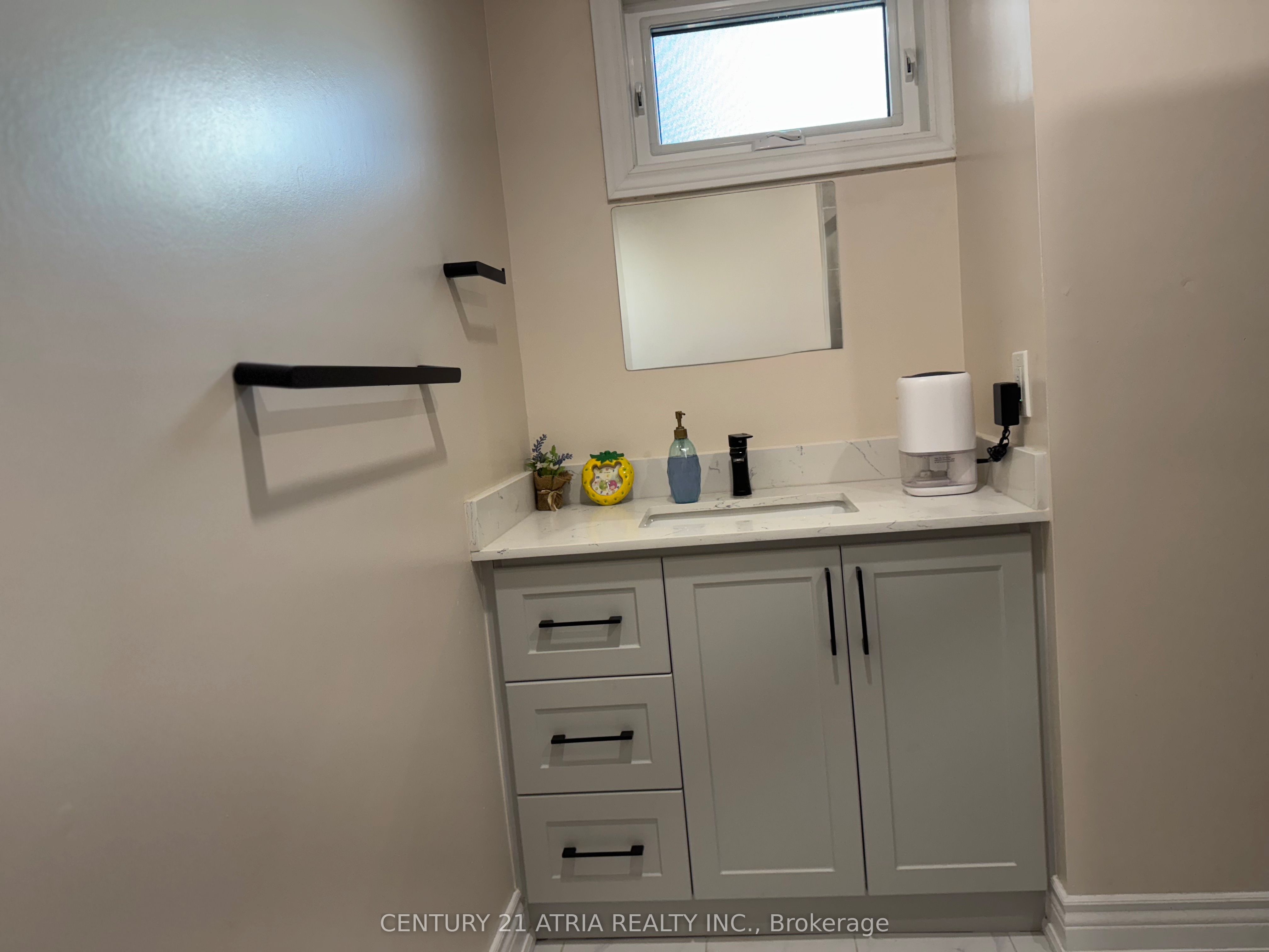 38 Henderson Drive Property Photo 18