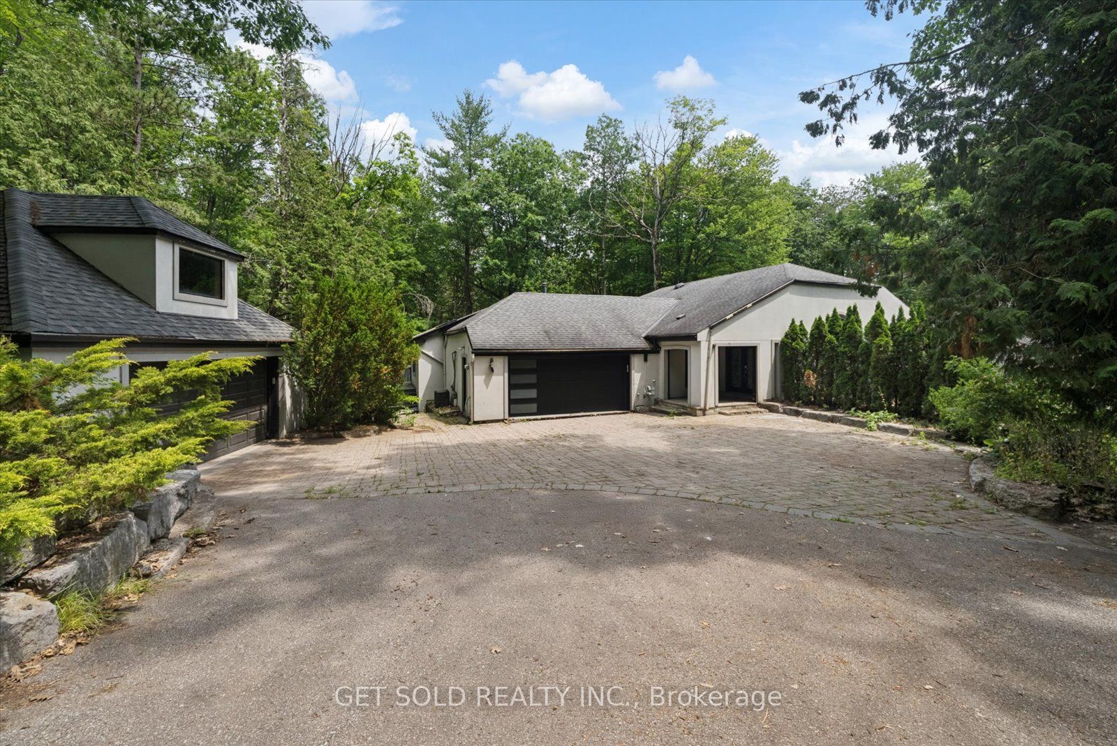 80 White Pine Trail Property Photo 4