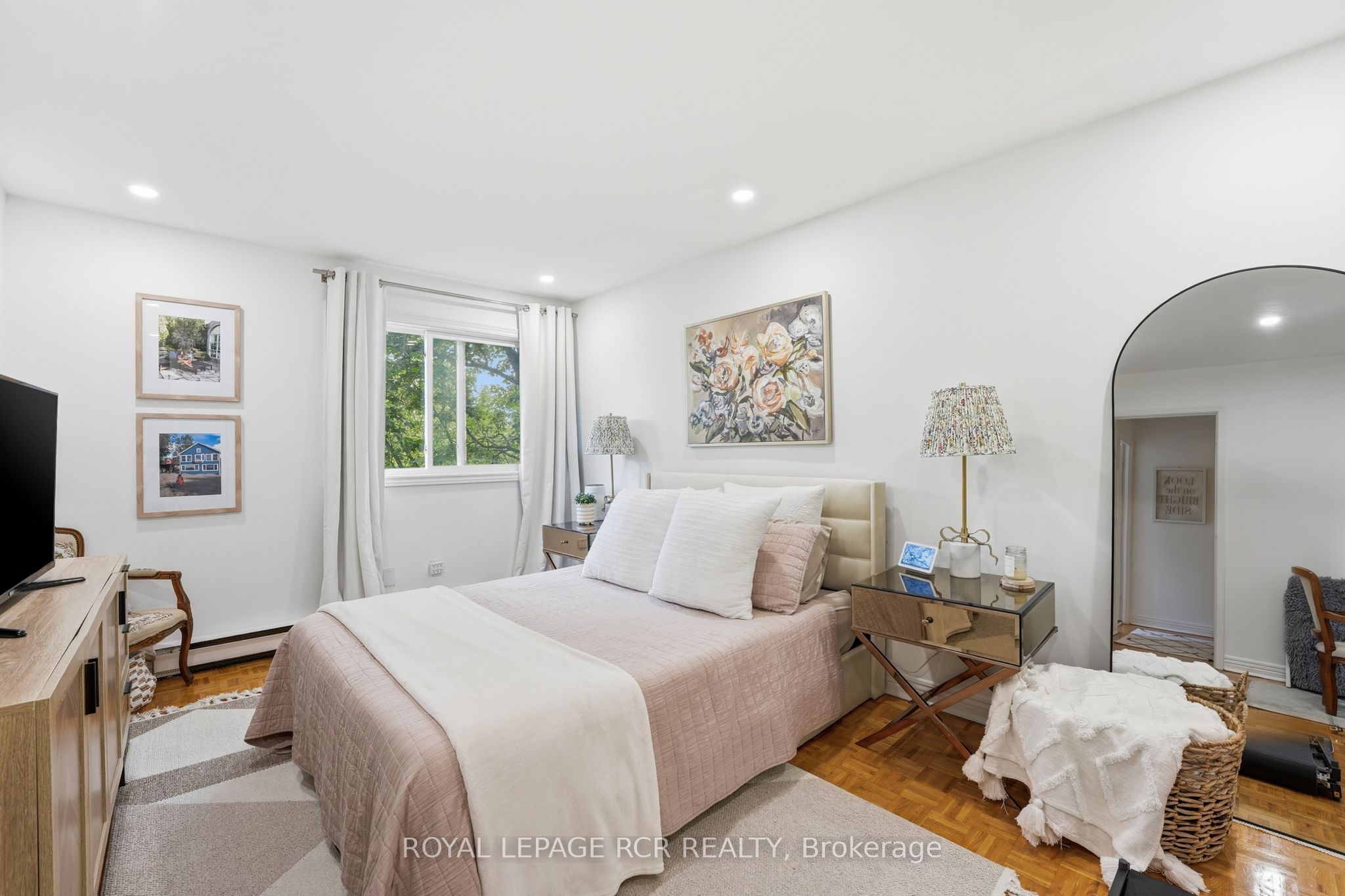 215 Milestone Crescent 75 Property Photo 10
