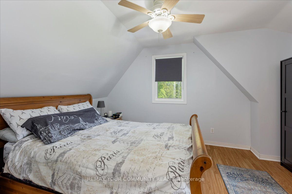 17 Farley Circle Property Photo 18