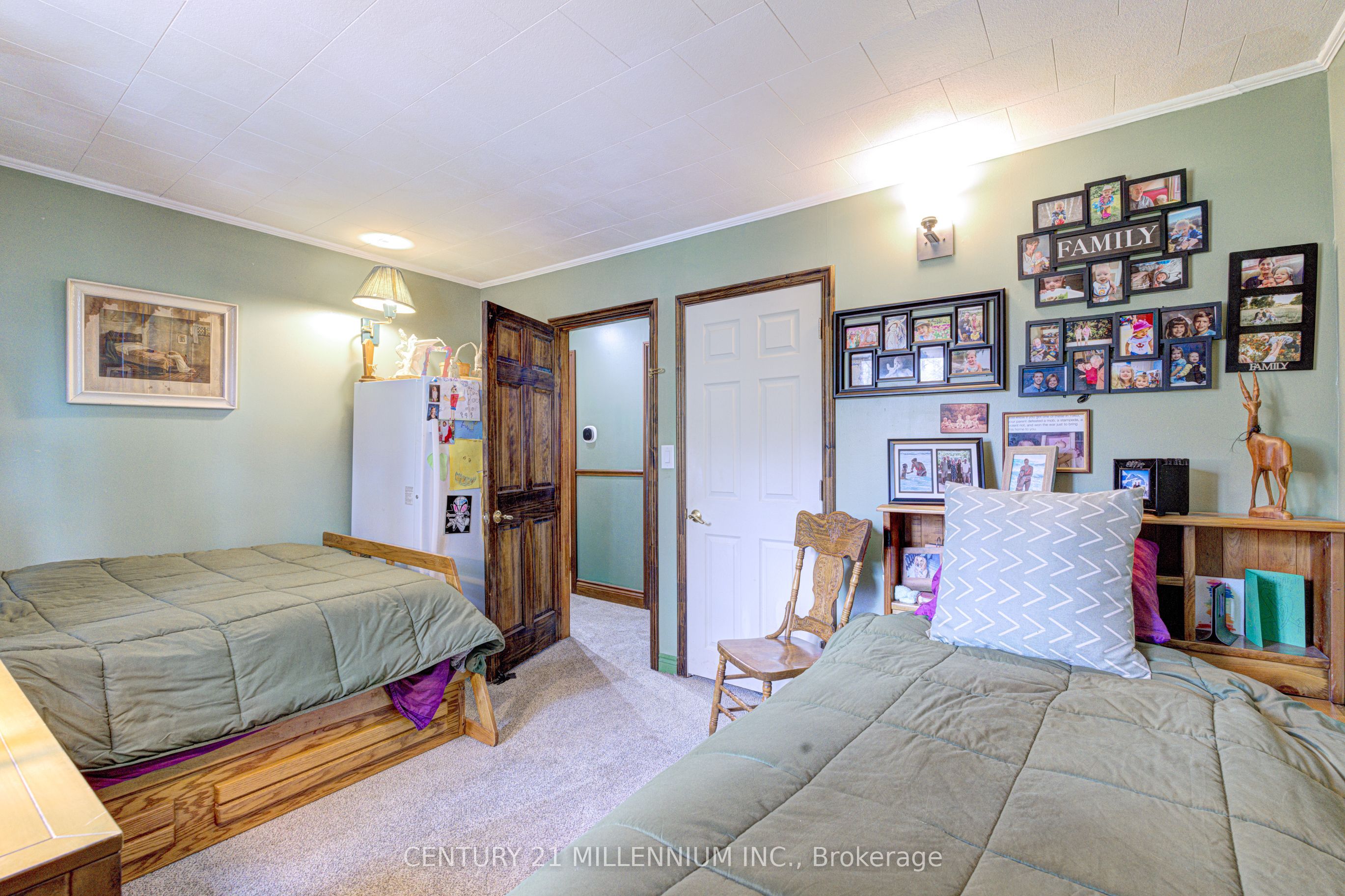 6046 3rd Line Property Photo 19