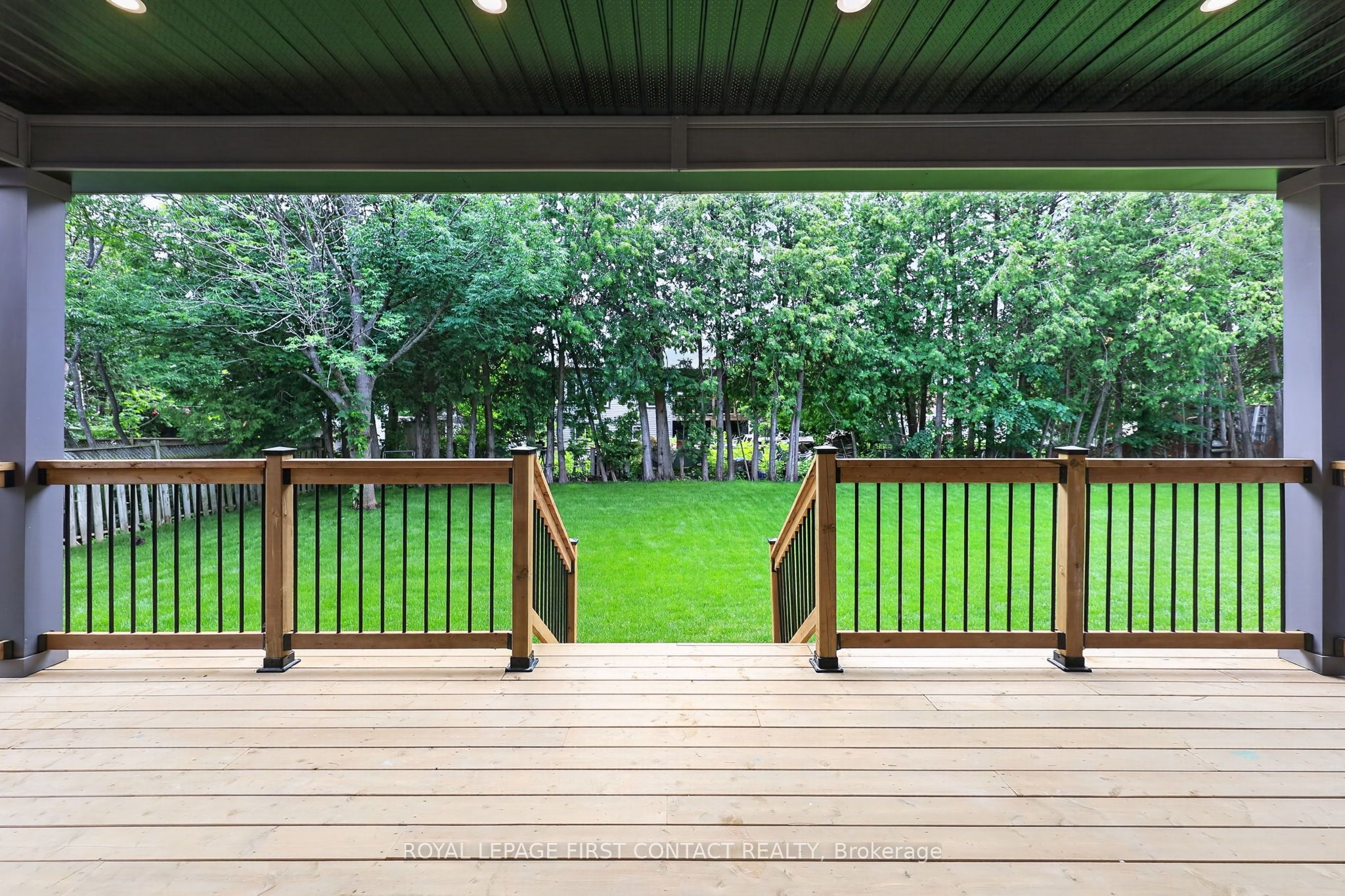 929 7th Line Property Photo 31