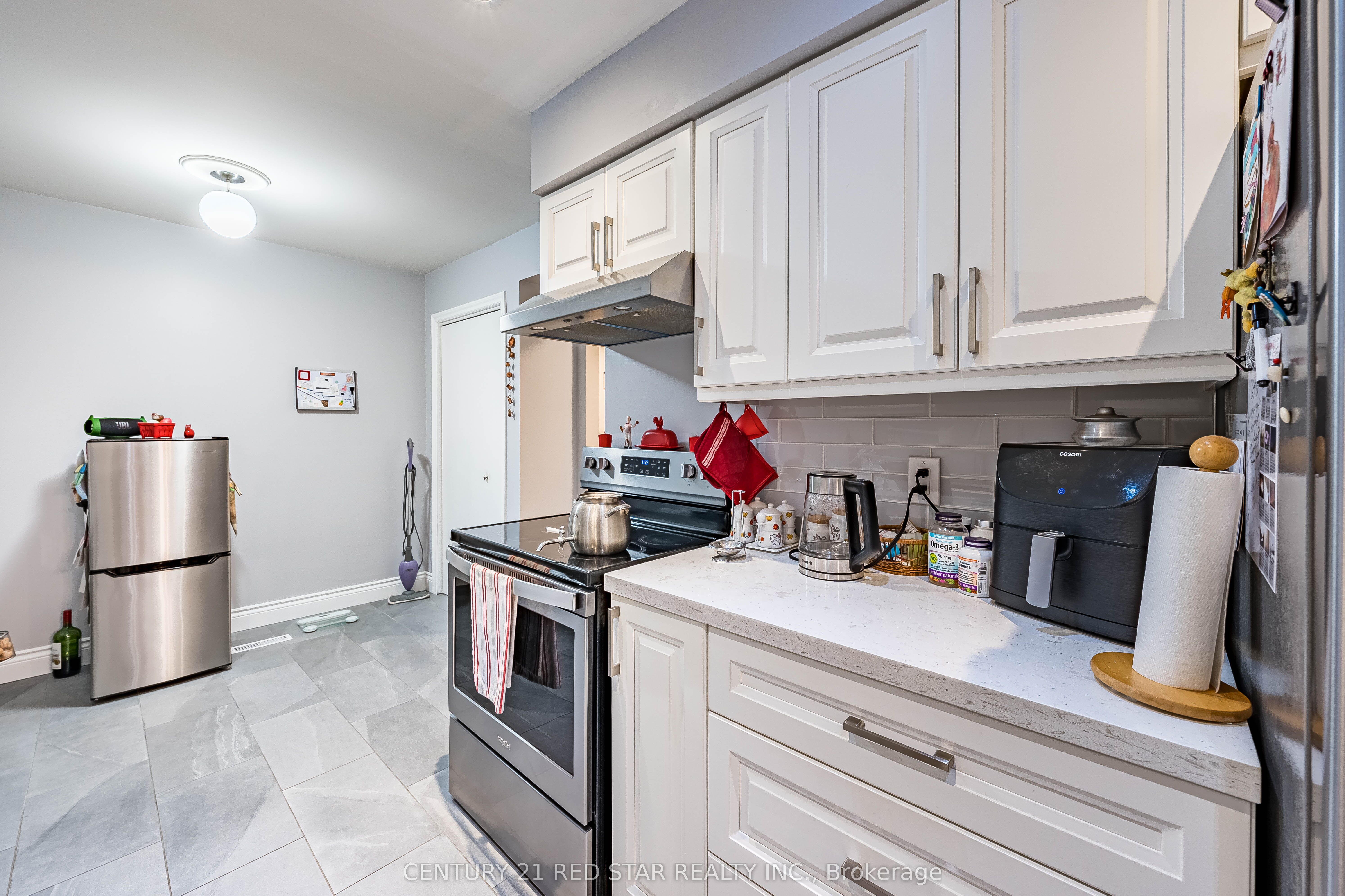 266 Simonston Boulevard Property Photo 17