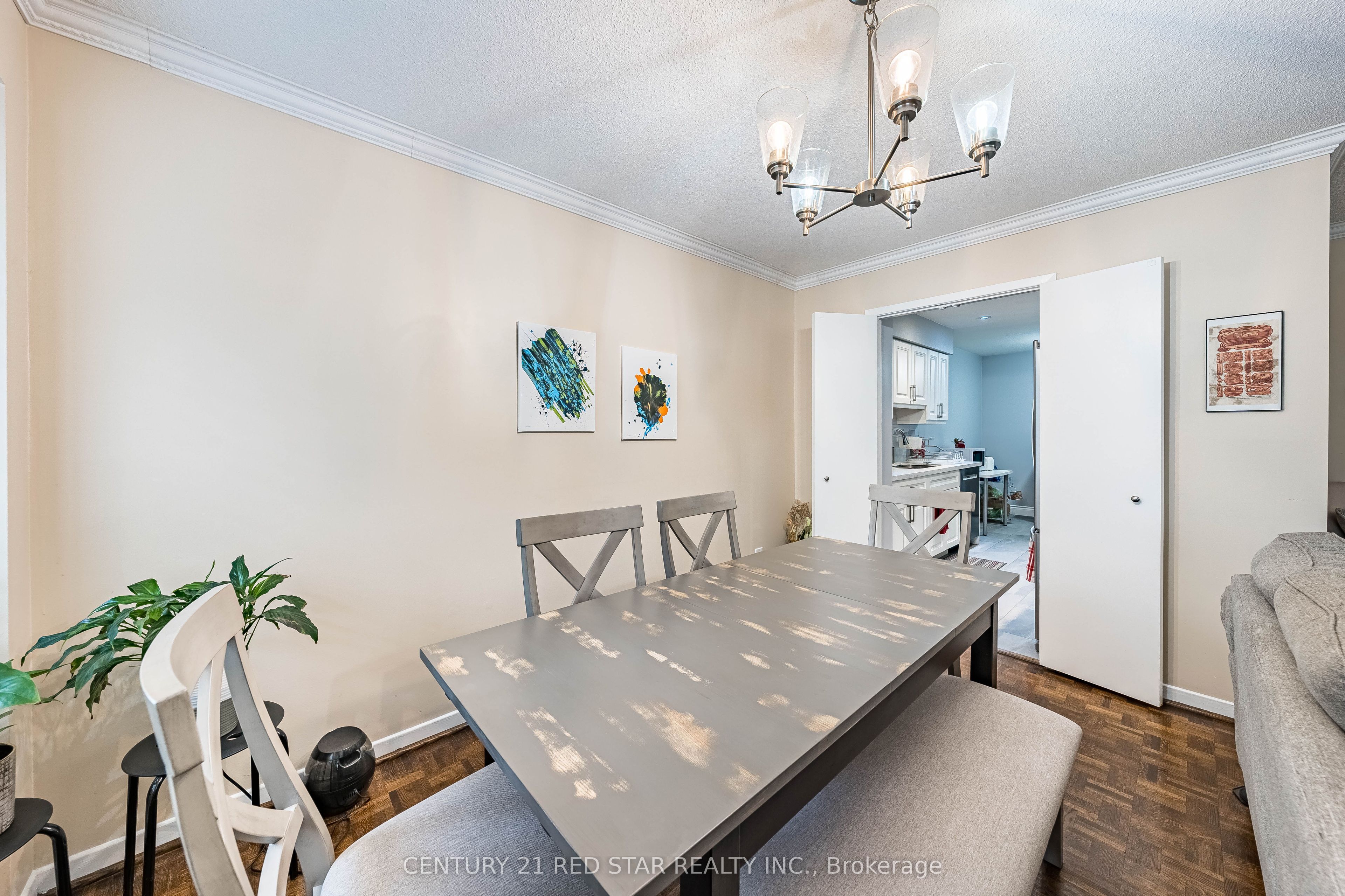 266 Simonston Boulevard Property Photo 19