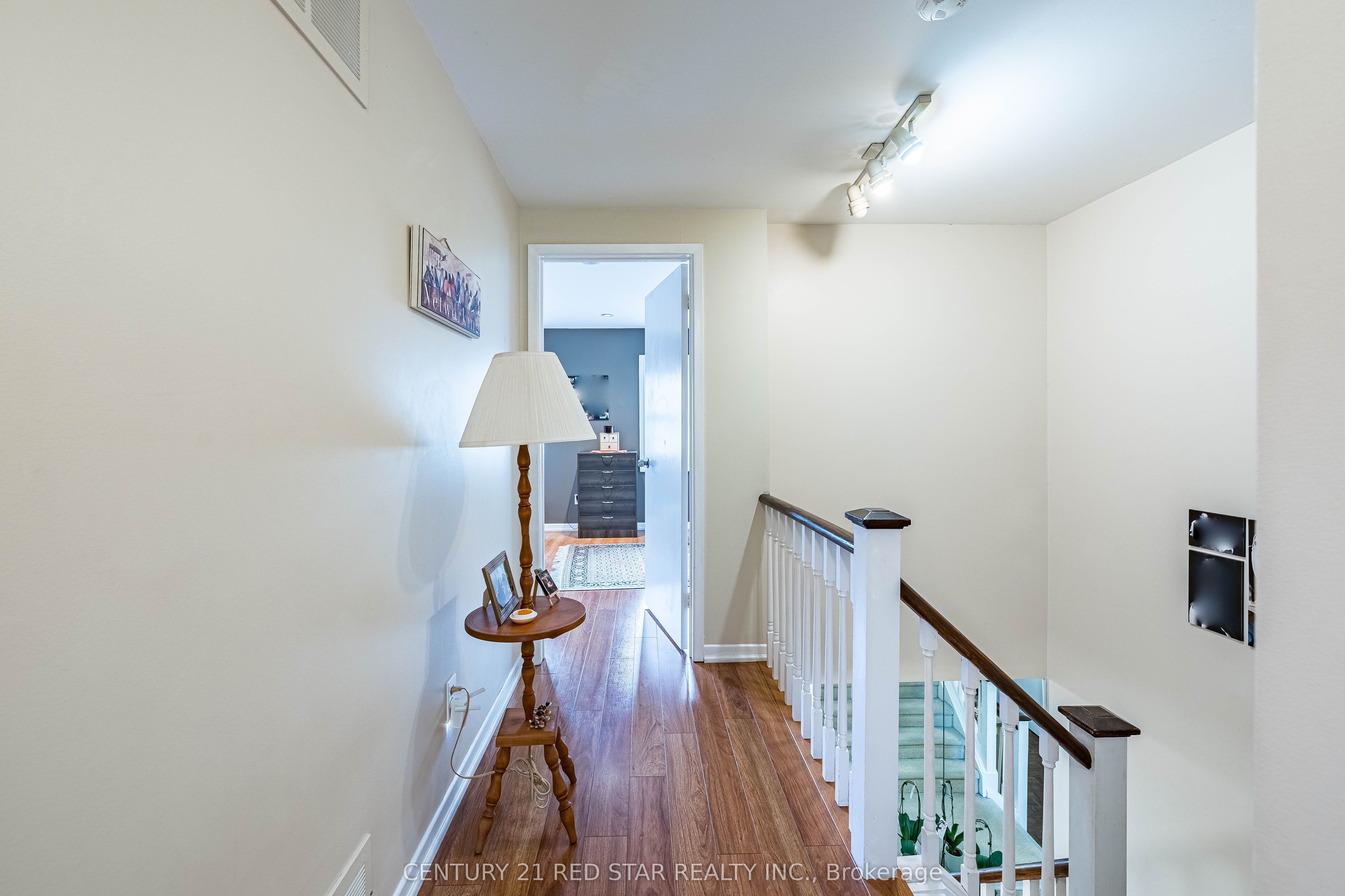 266 Simonston Boulevard Property Photo 29