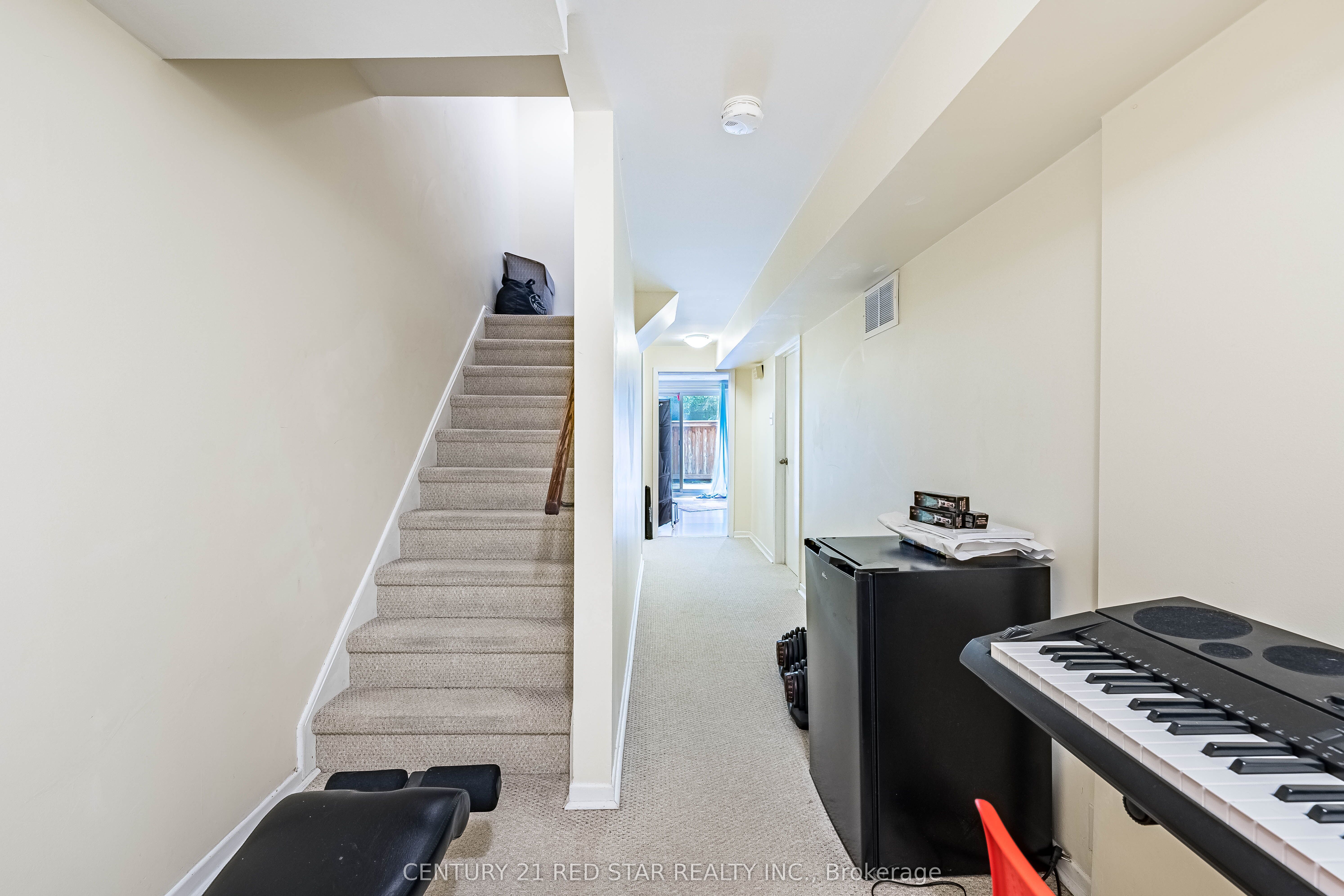 266 Simonston Boulevard Property Photo 42