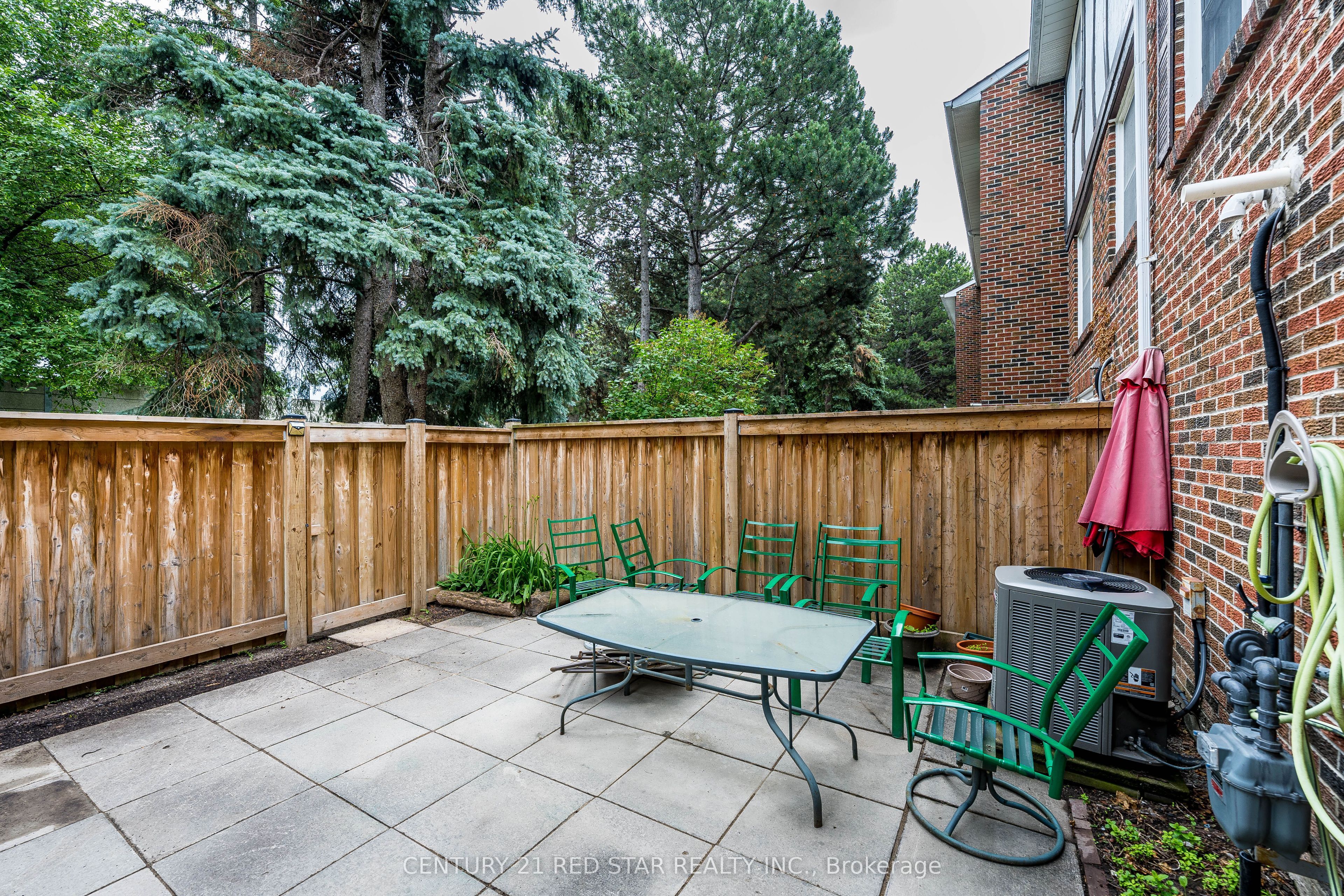 266 Simonston Boulevard Property Photo 48