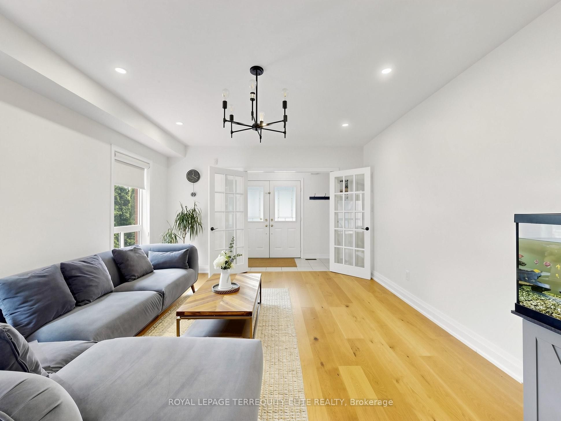 35 Mynden Way Property Photo 4