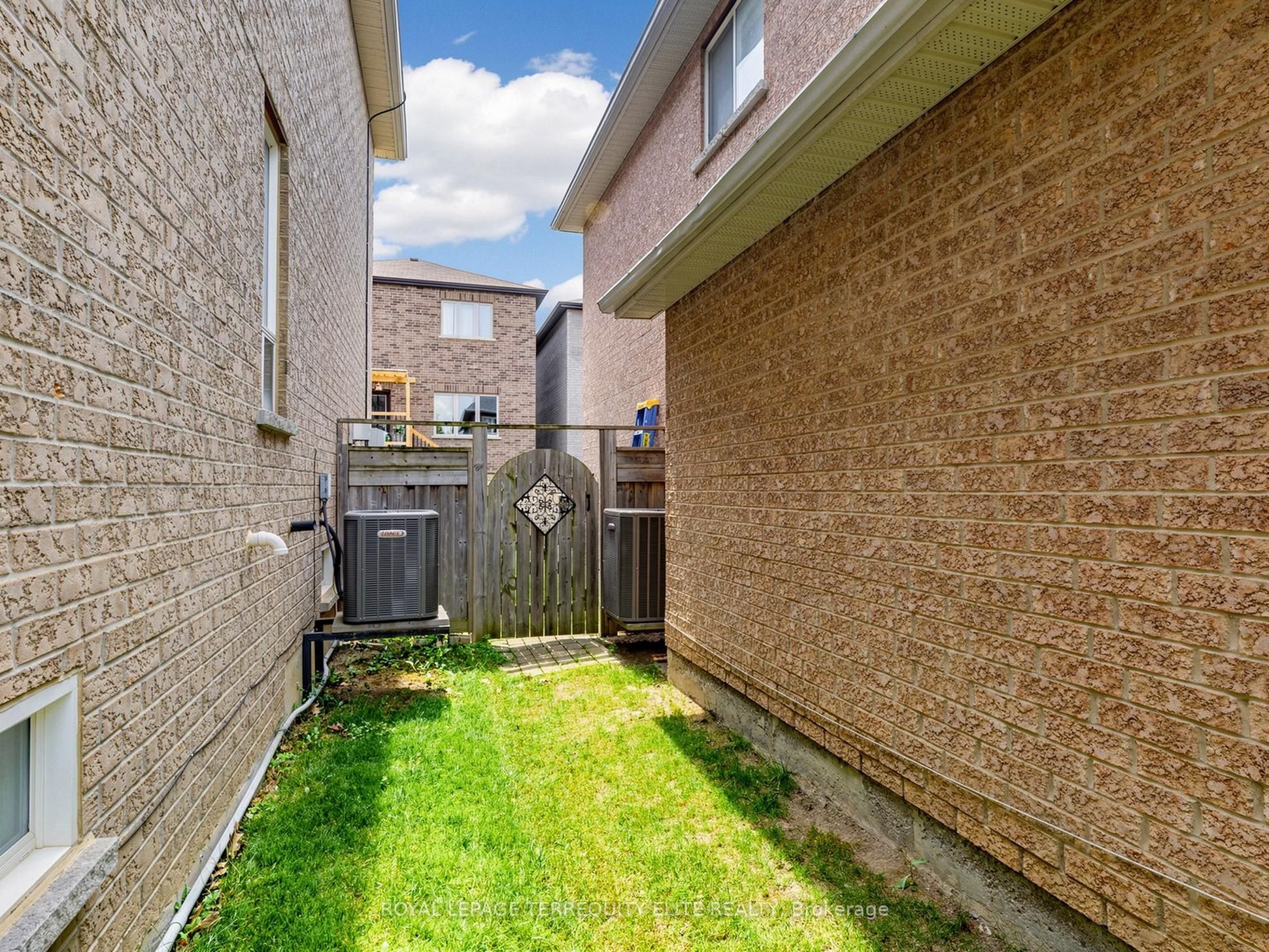 35 Mynden Way Property Photo 46