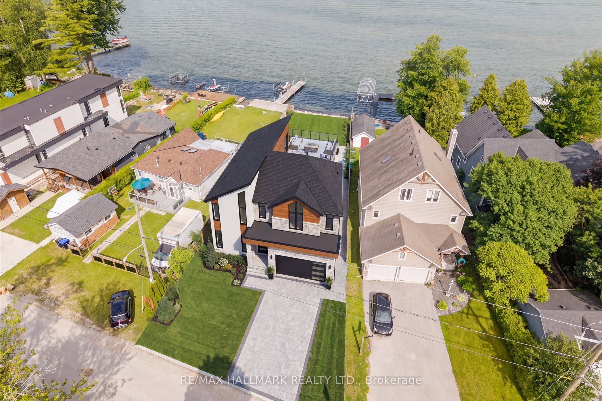 2329 Crystal Beach Road Property Photo 2