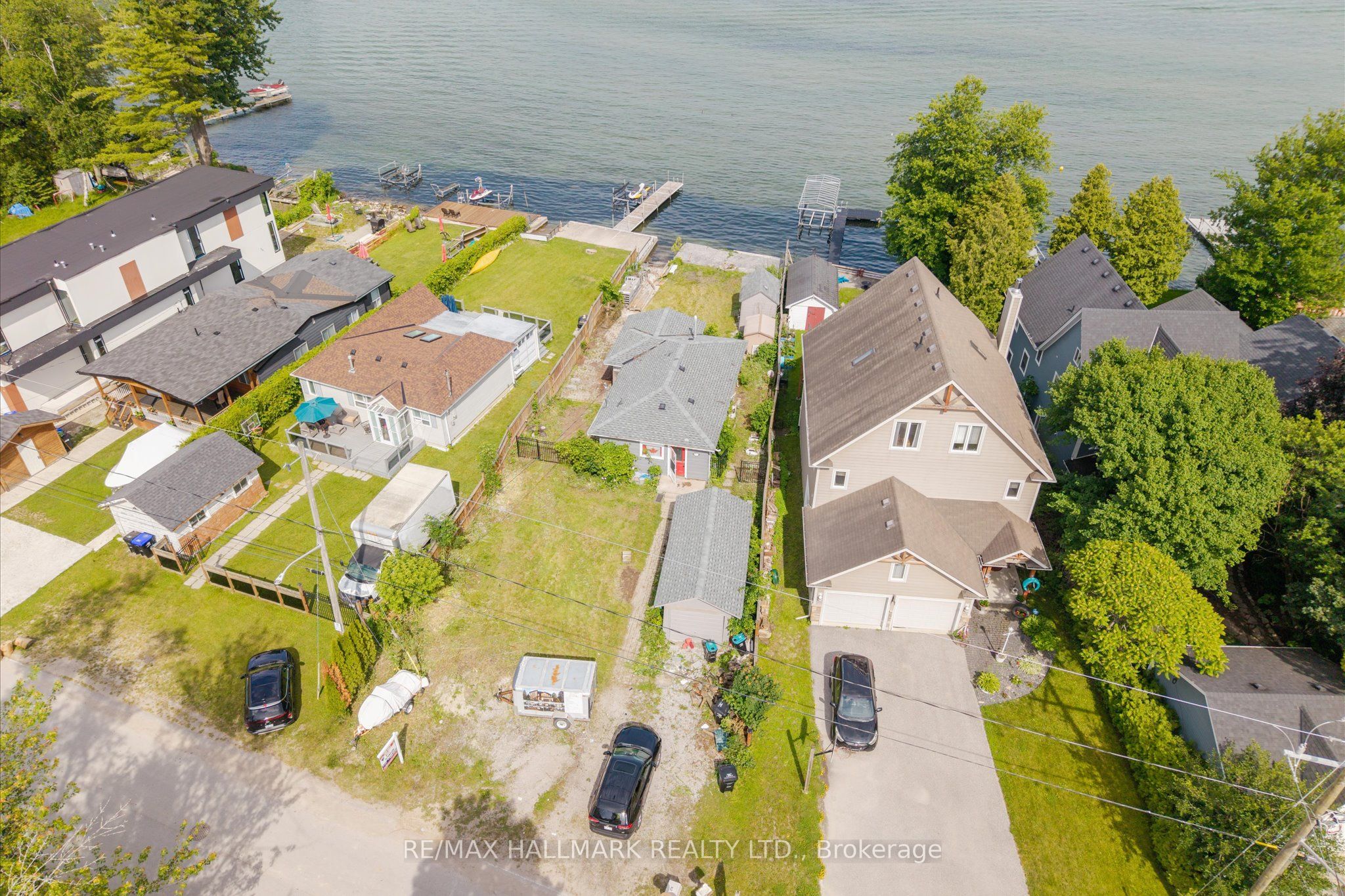 2329 Crystal Beach Road Property Photo 3