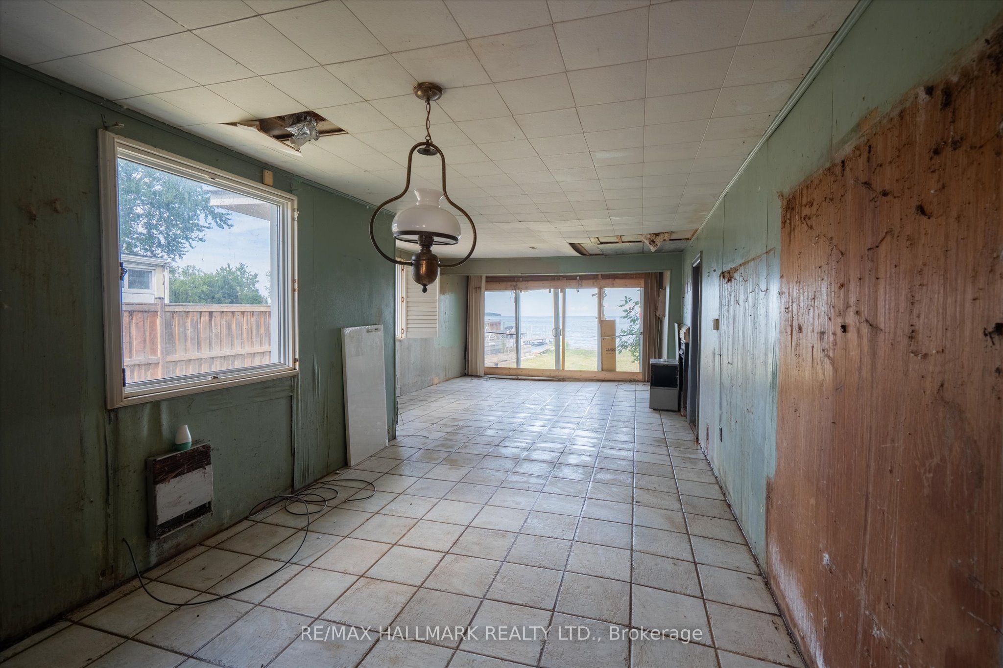 2329 Crystal Beach Road Property Photo 8