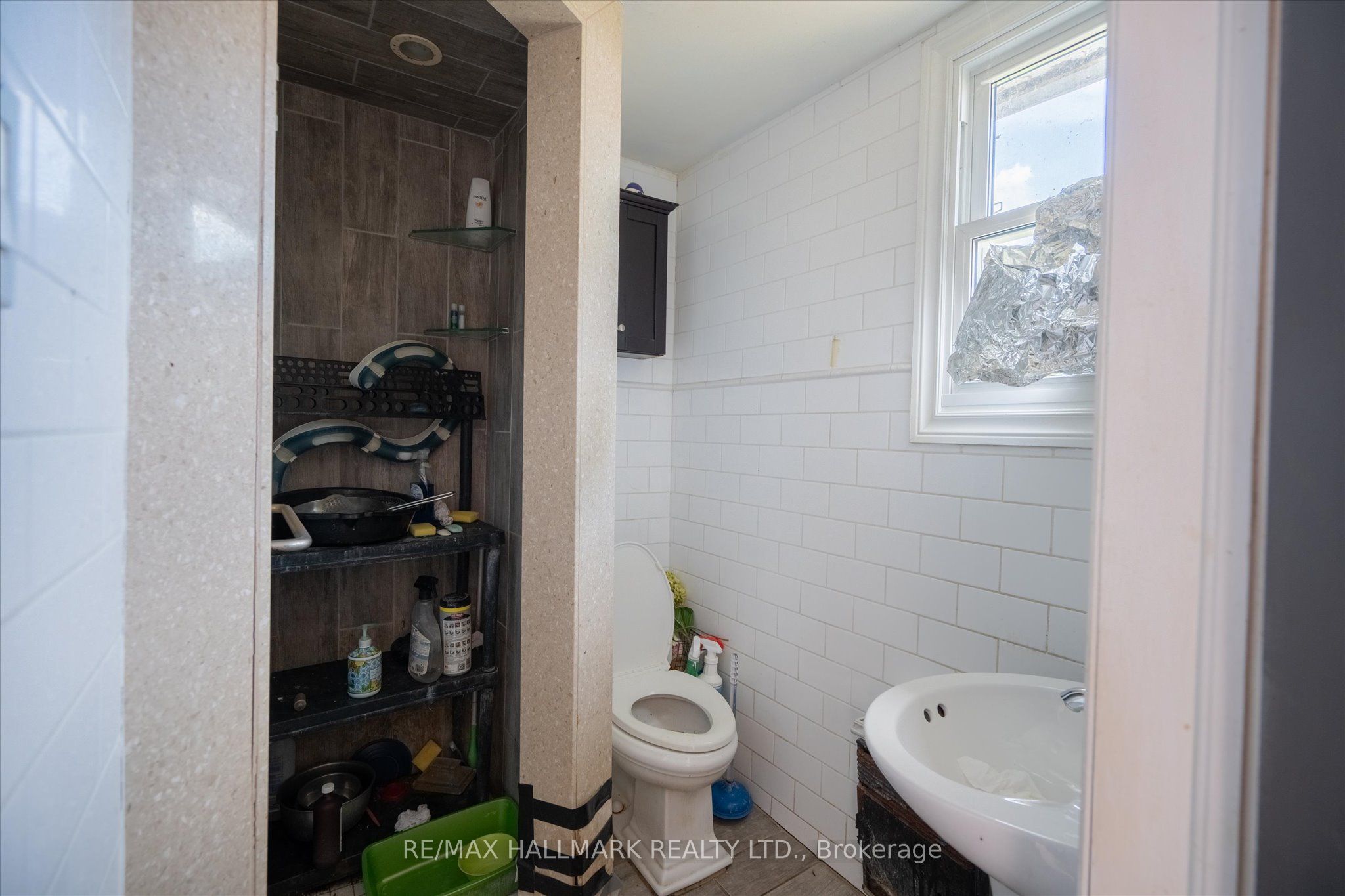 2329 Crystal Beach Road Property Photo 12