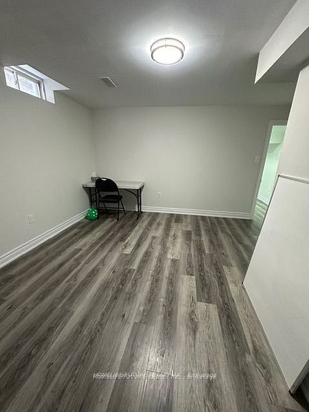 17 Ada Gardens Bsmt Property Photo 7