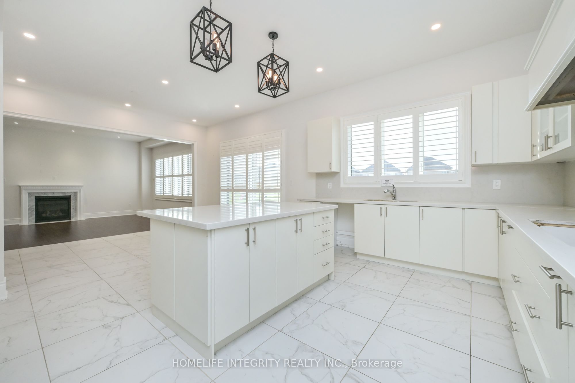 1144 Wickham Road Property Photo 7