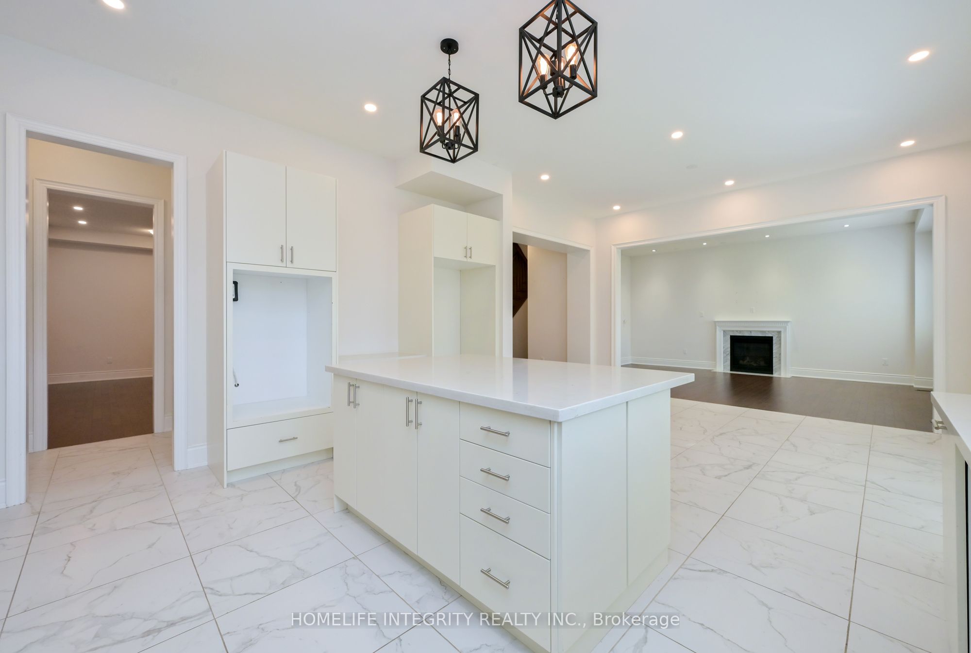 1144 Wickham Road Property Photo 8
